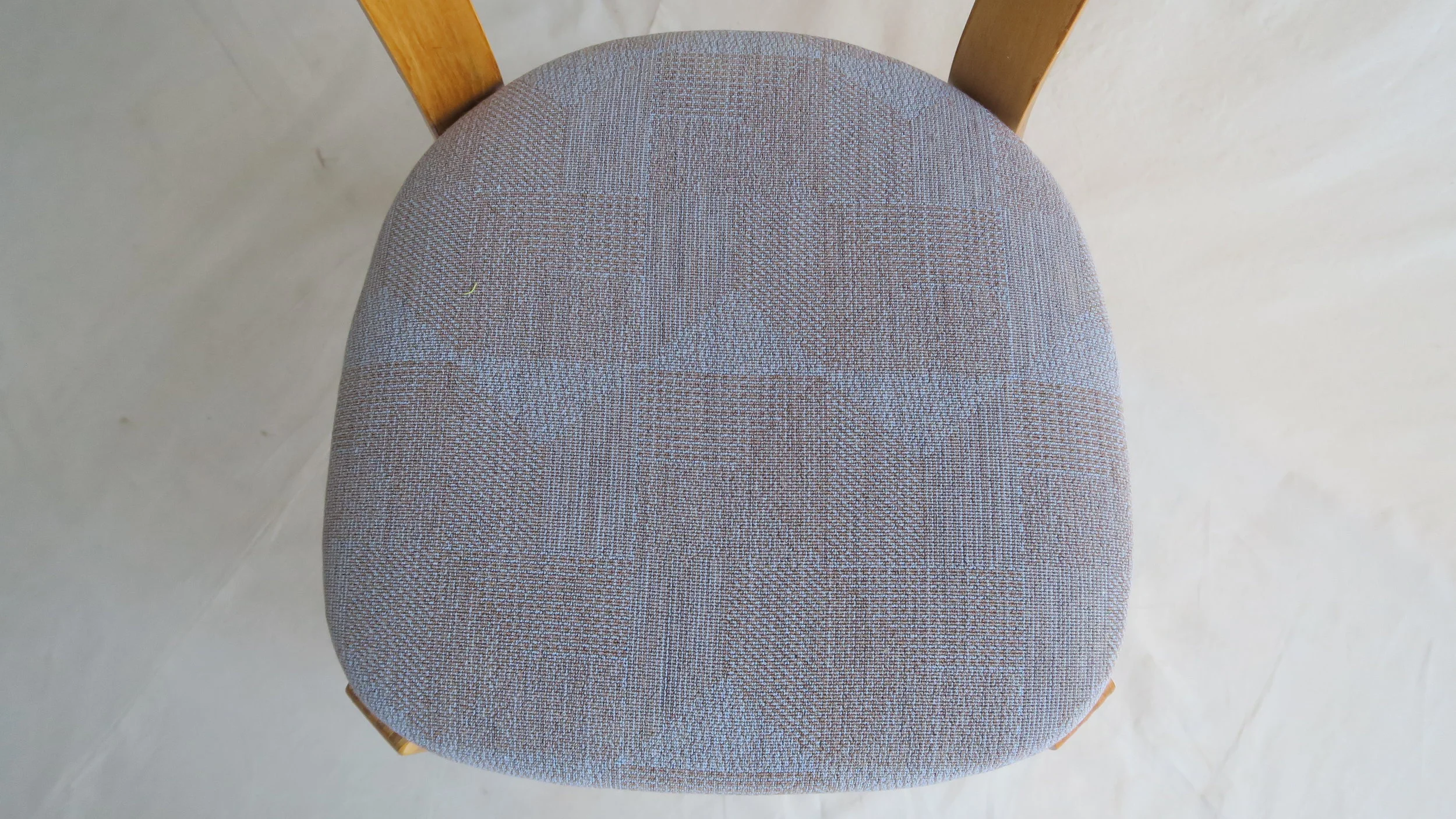 アアルト　チェア69　war-leg