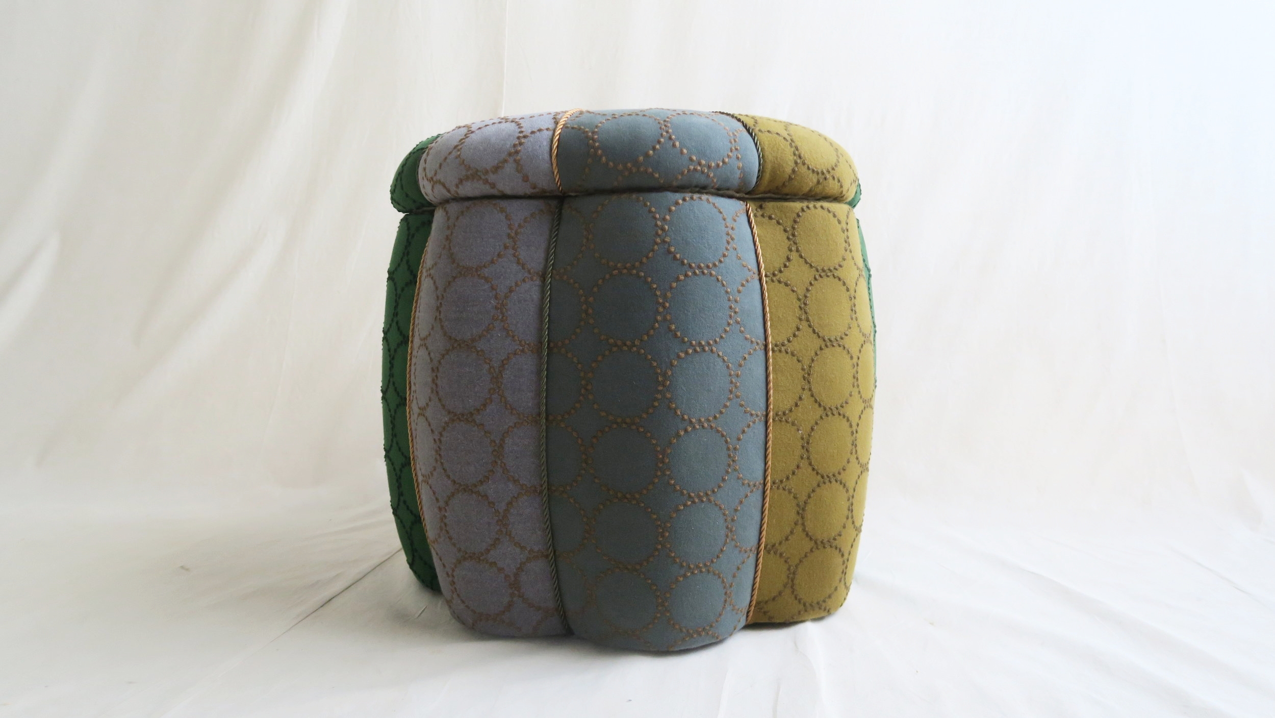 ミナペルホネン　タンバリン　家具　ハロウィン