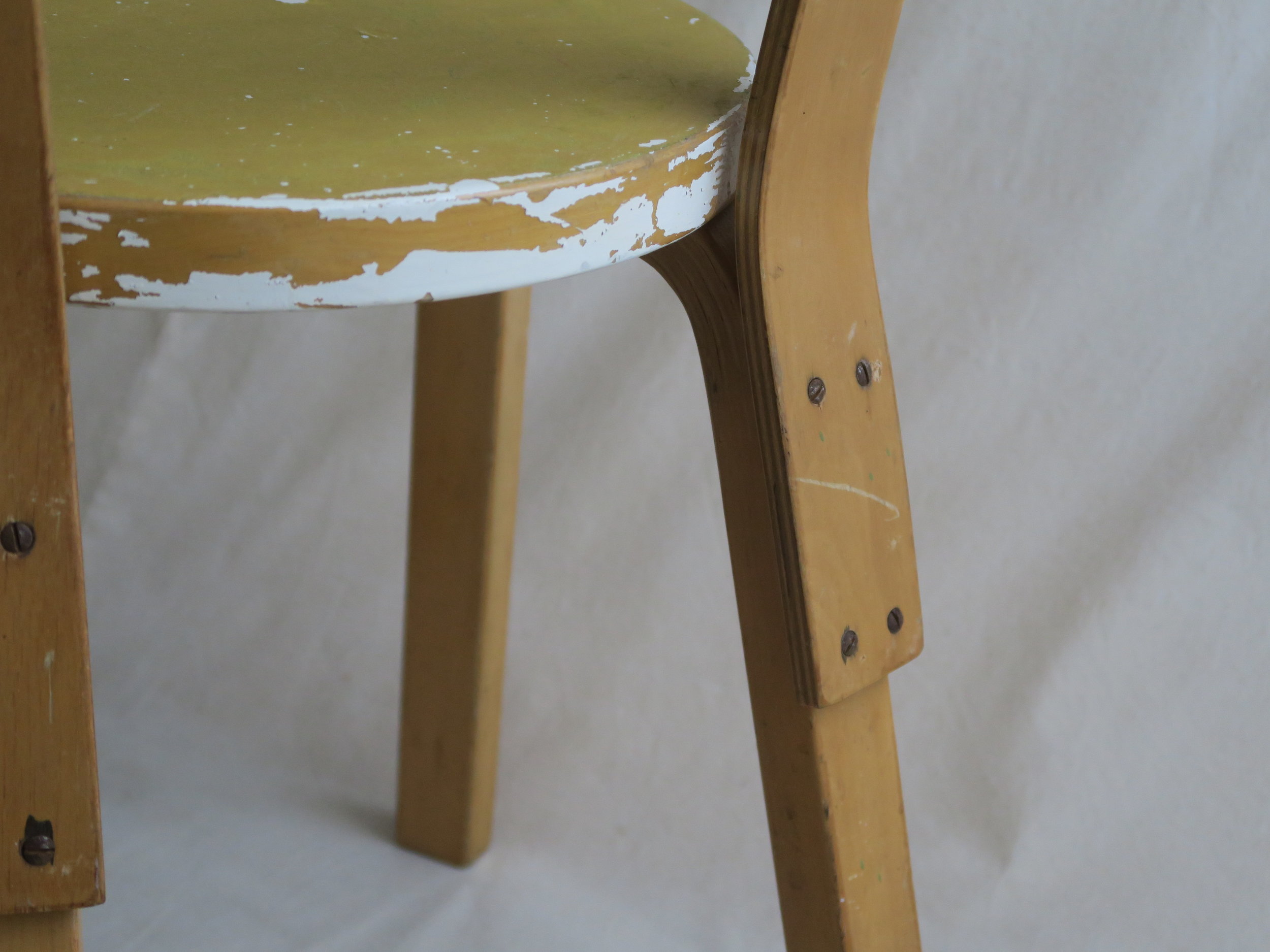 アアルト　チェア６５　リノリューム