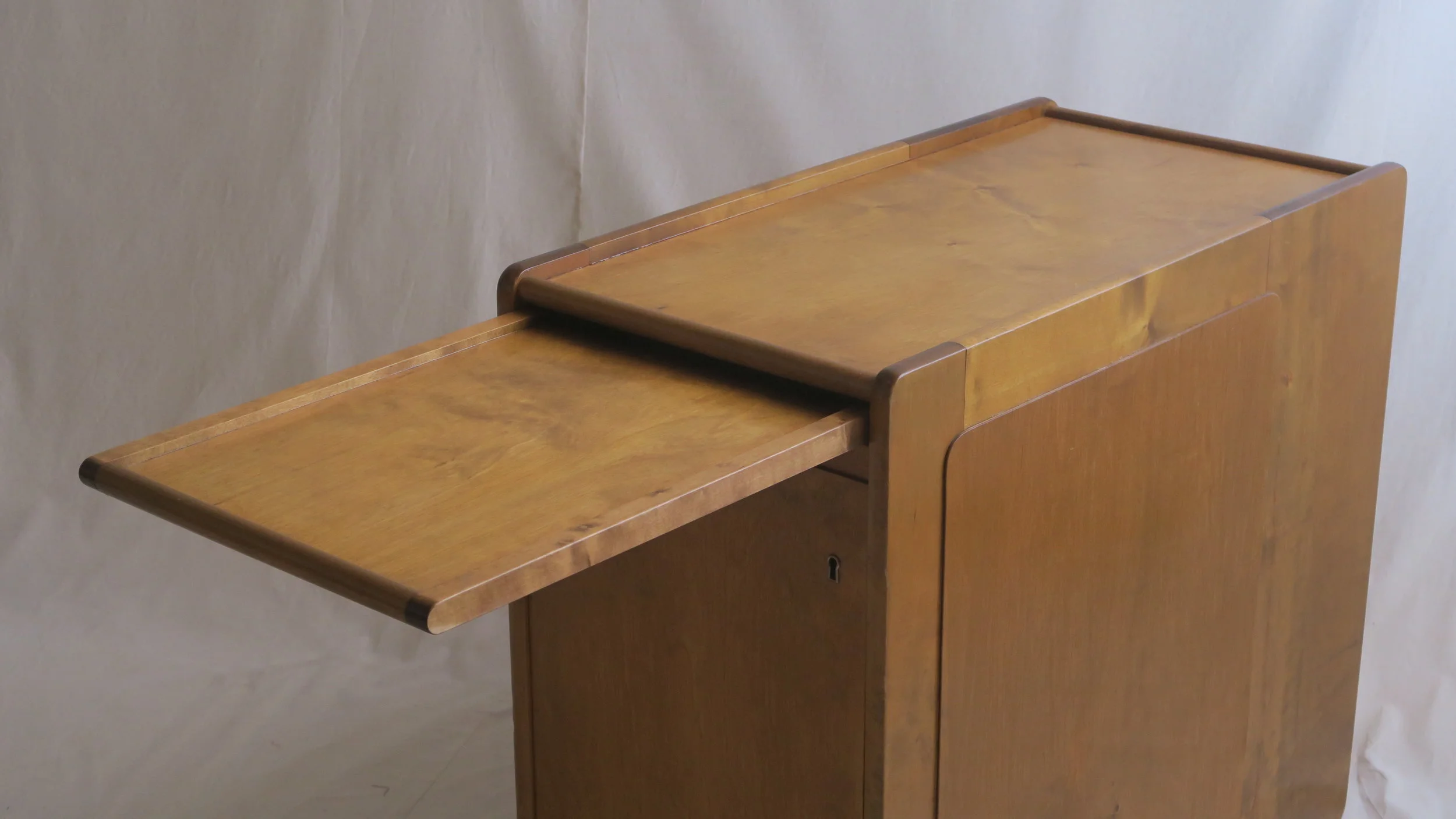 ドムスキャビネット