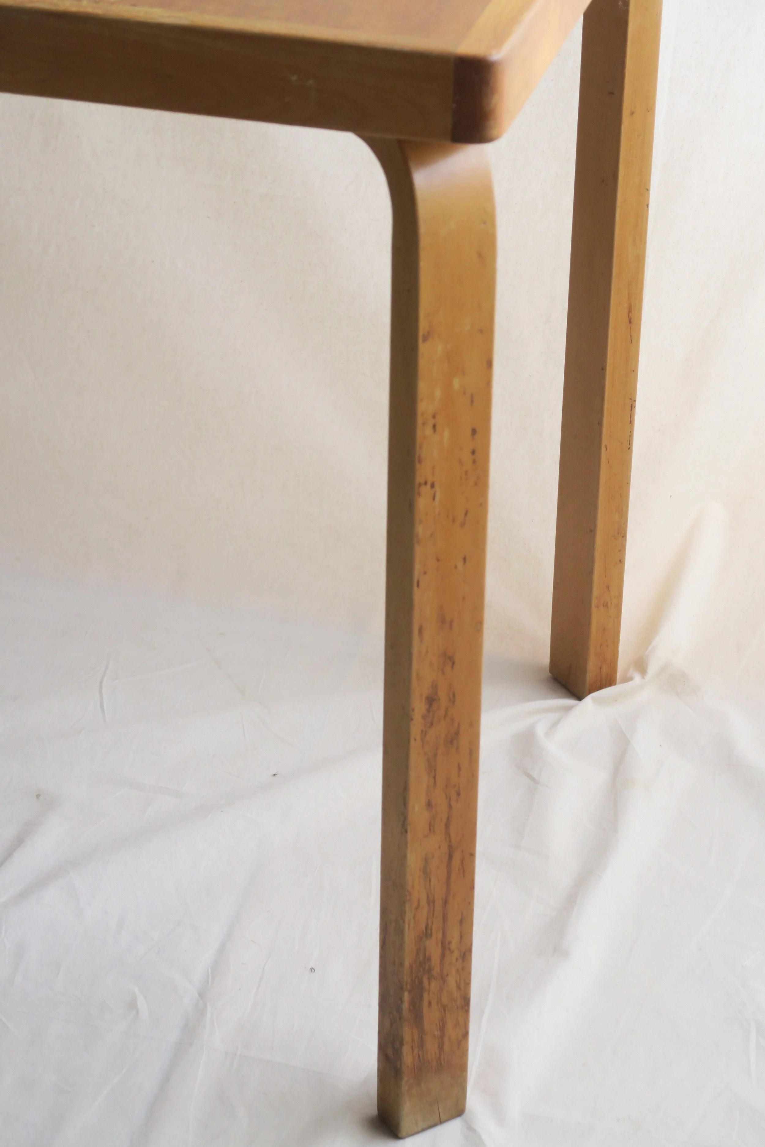 アイノ　デスク