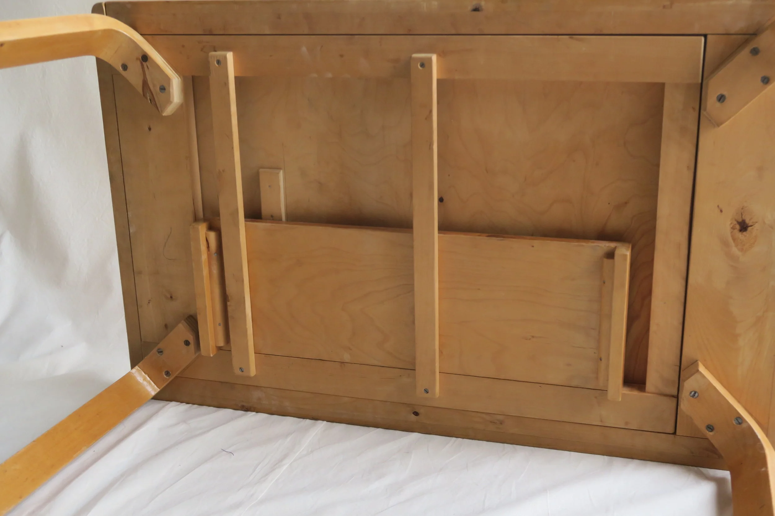 アイノ　デスク