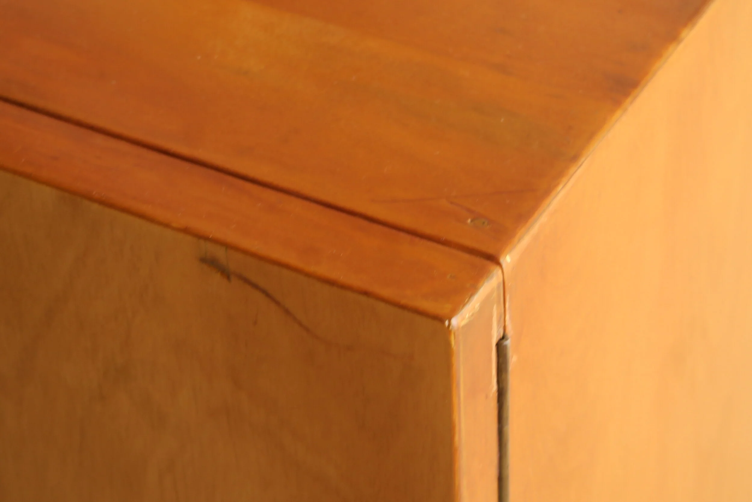 アアルト　キャビネット 810