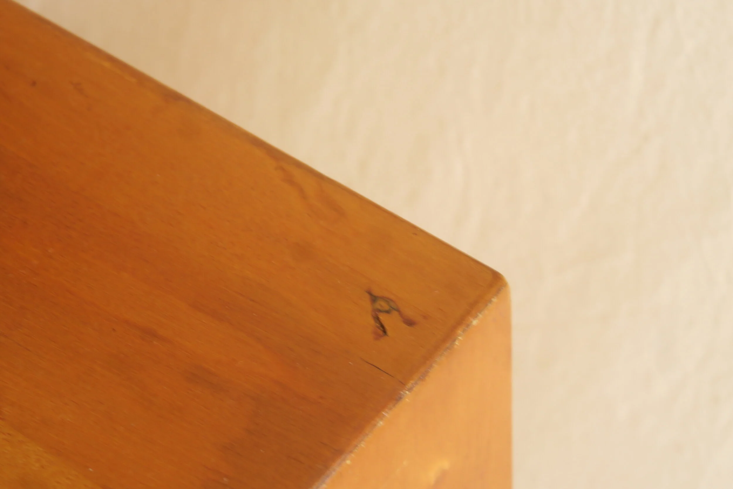 アアルト　キャビネット 810