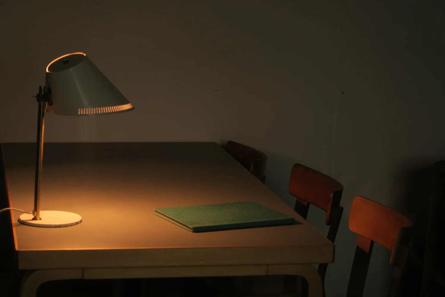 paavo tynell desk lamp 9227 / TAITO,IDMAN — Ph.D