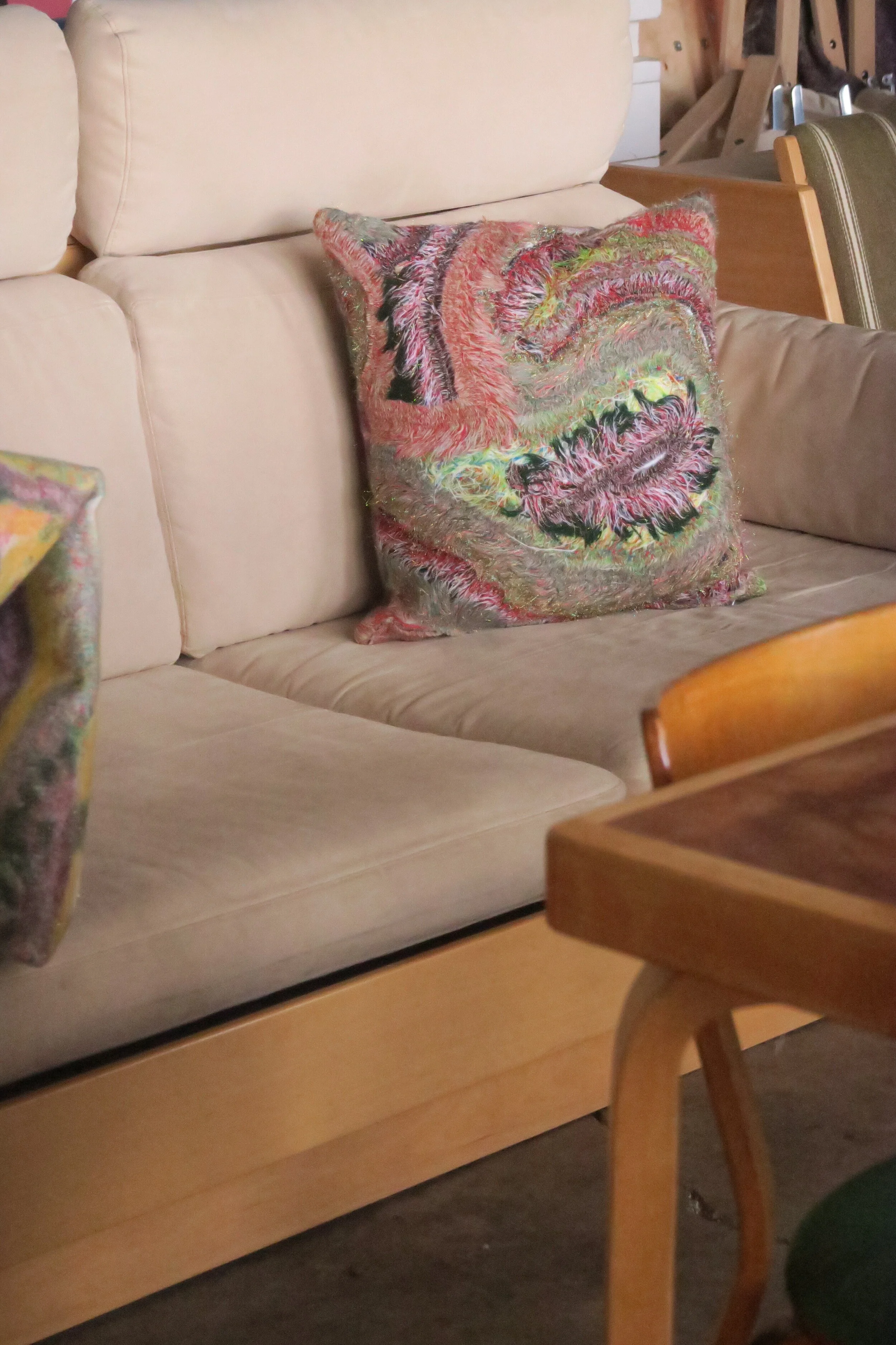 oops cusion cover op.20