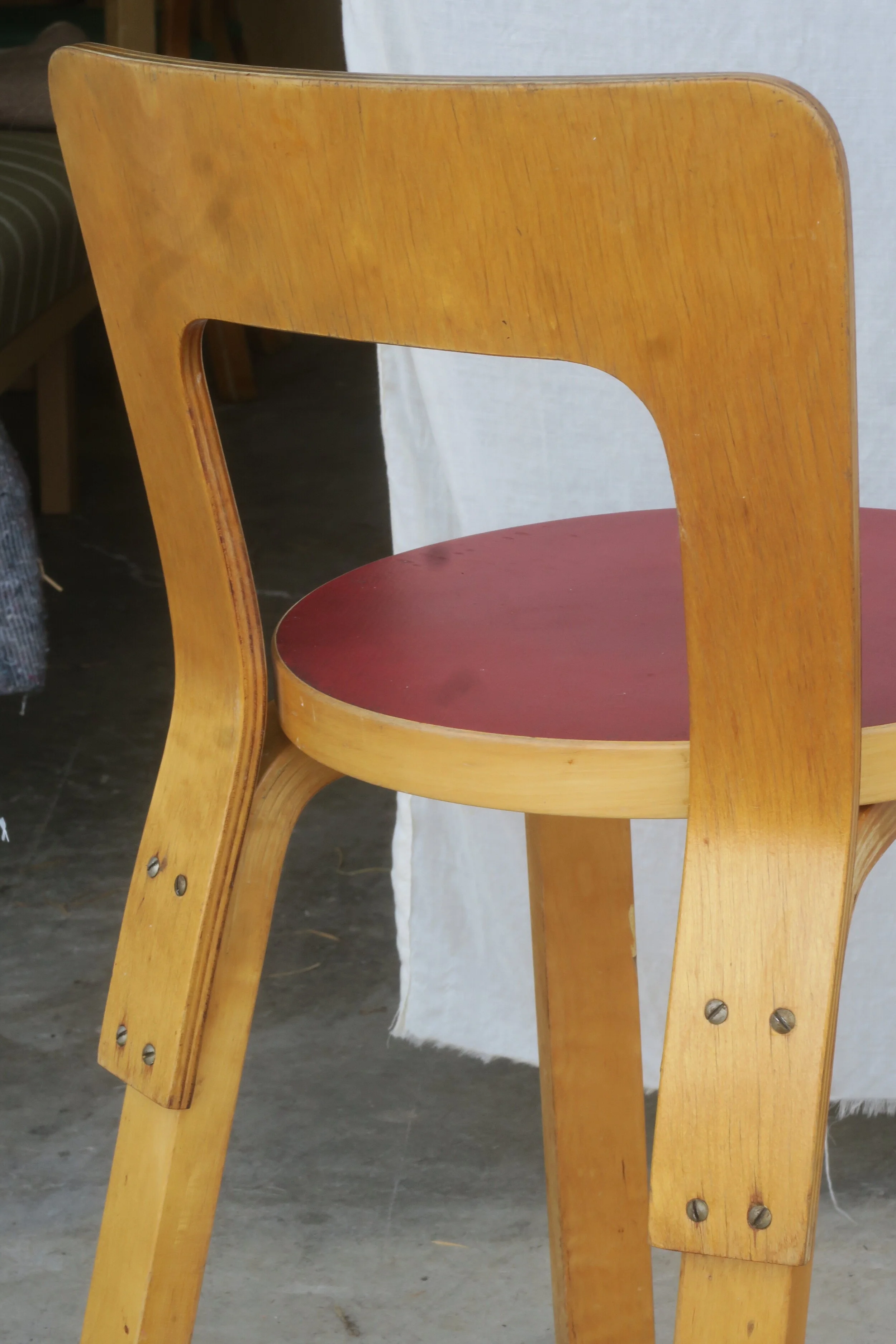 1950's chair 65  red linoleum