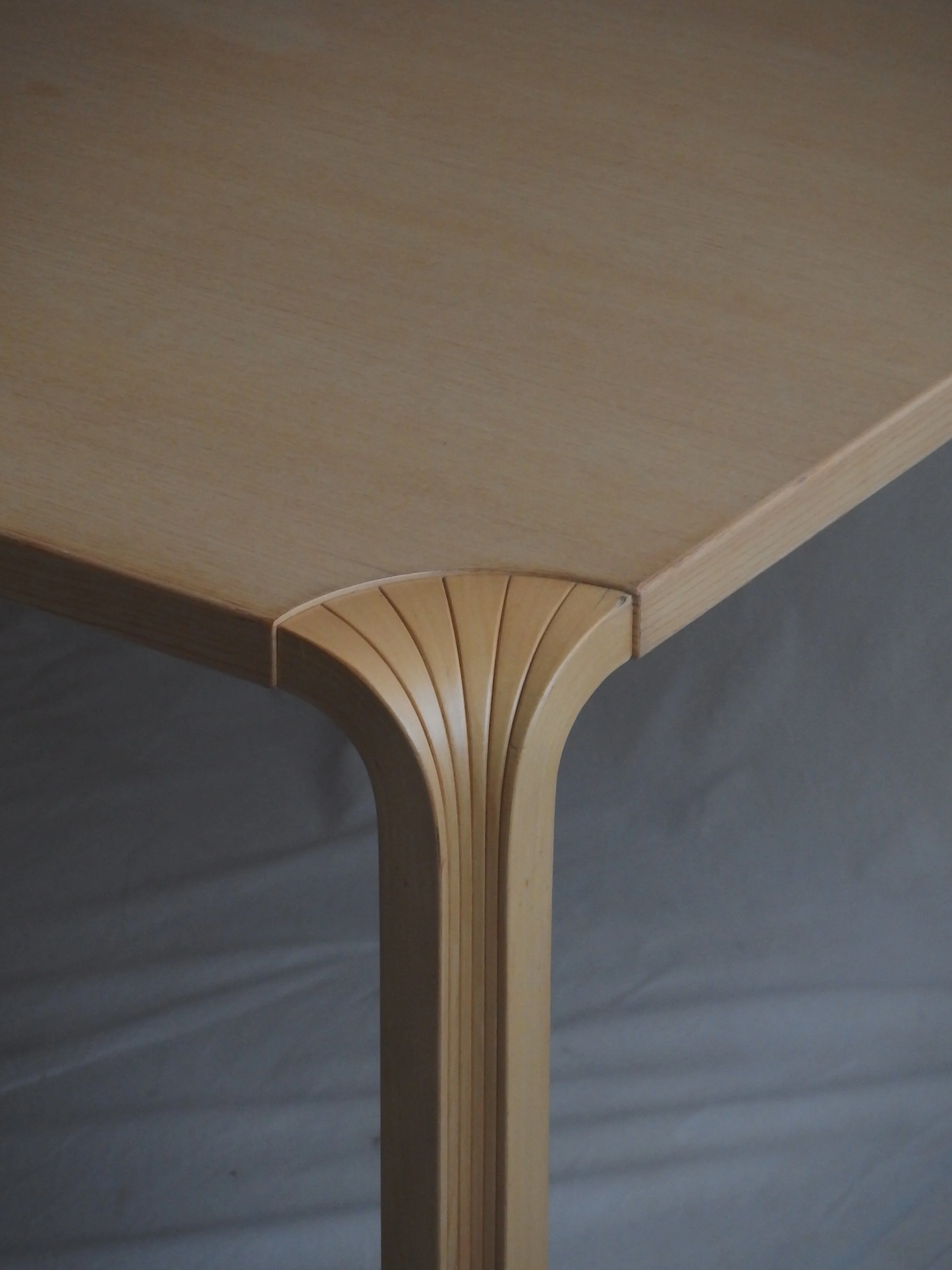 アアルト  Xレグ