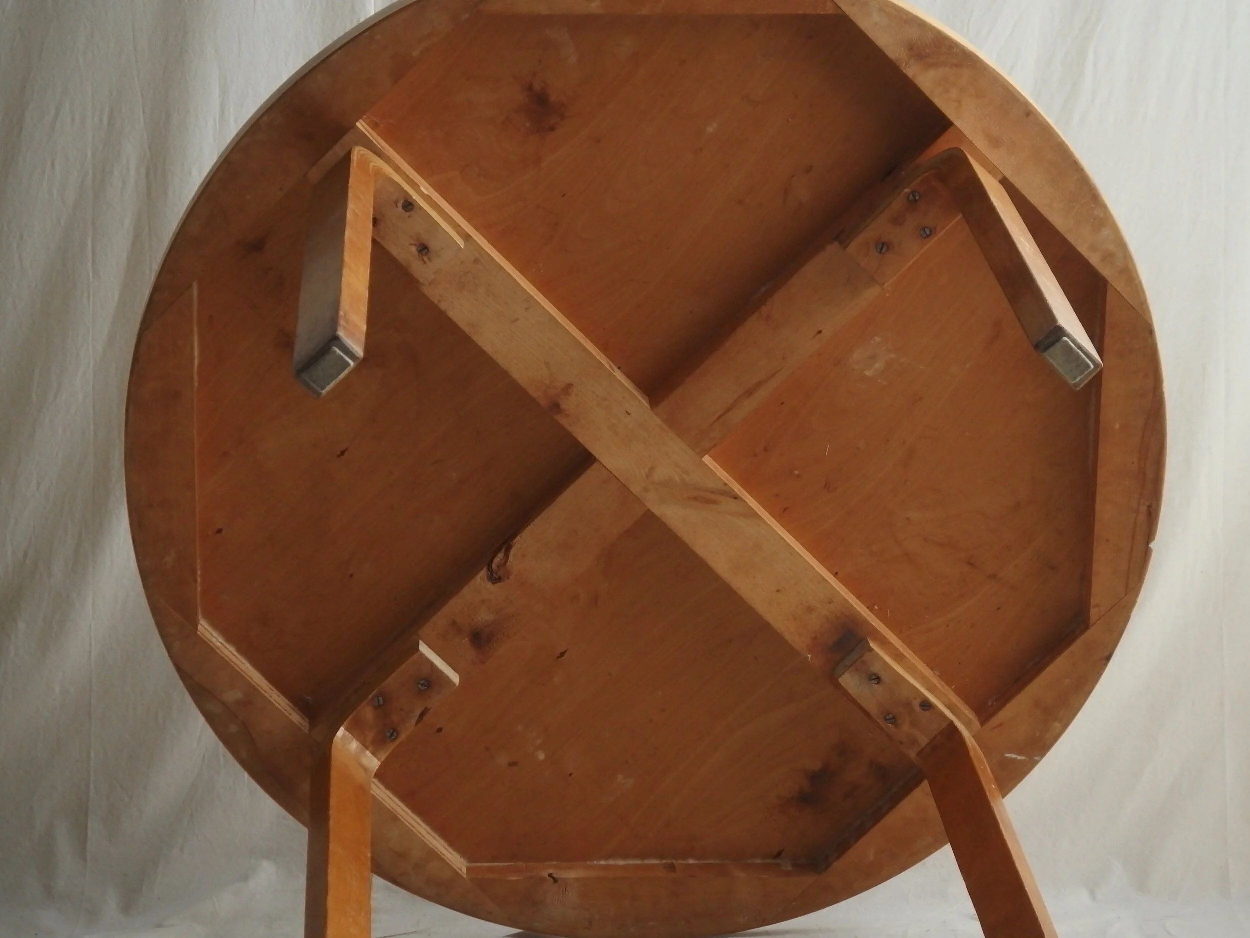 アアルト　丸テーブル