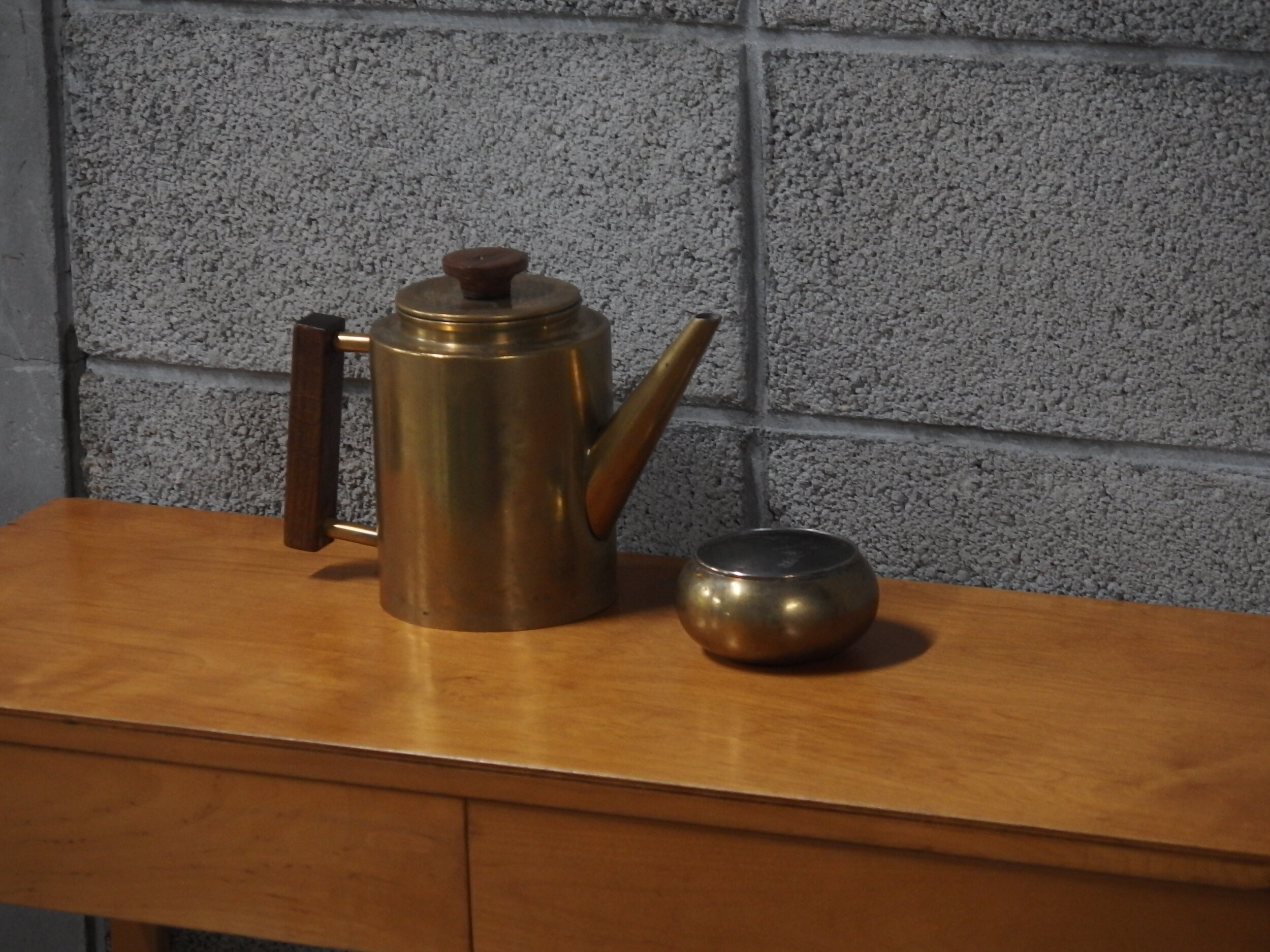 artek brass Kettle &amp;  sugar pot designed by Maija Heikinheimo