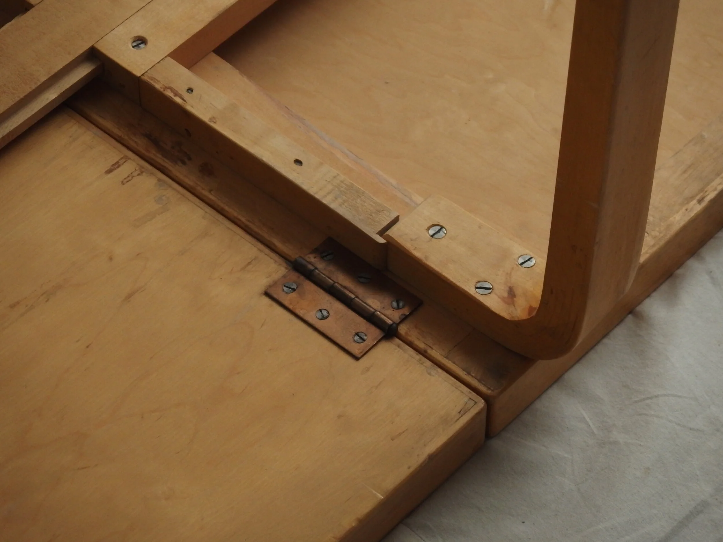 アアルト  ドロップリーフ　テーブル