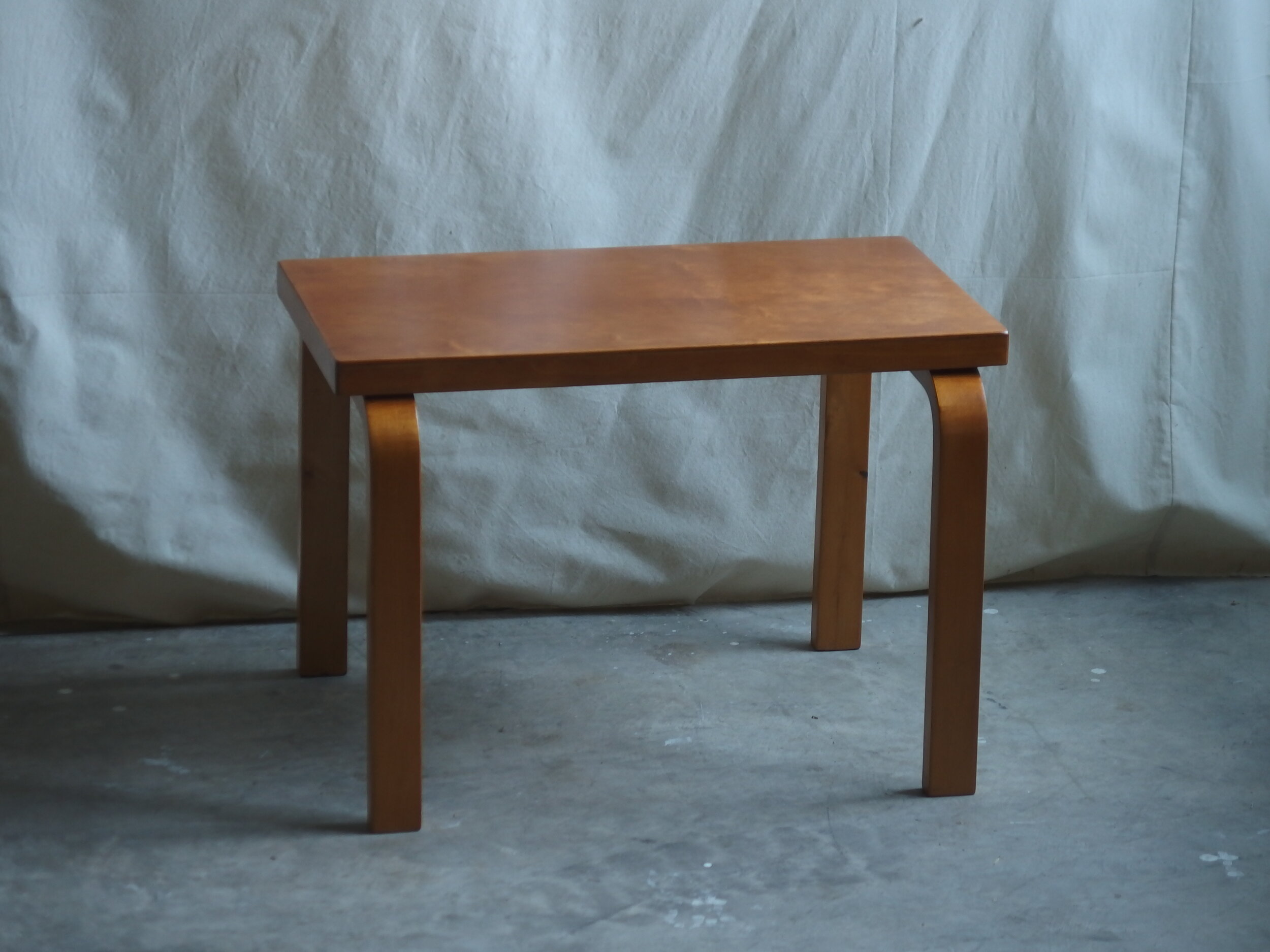 Alvar aalto アルヴァアアルト finmar フィンマーサンドウィッチ alvar aalto 30's finmar sidetable — Ph.D.