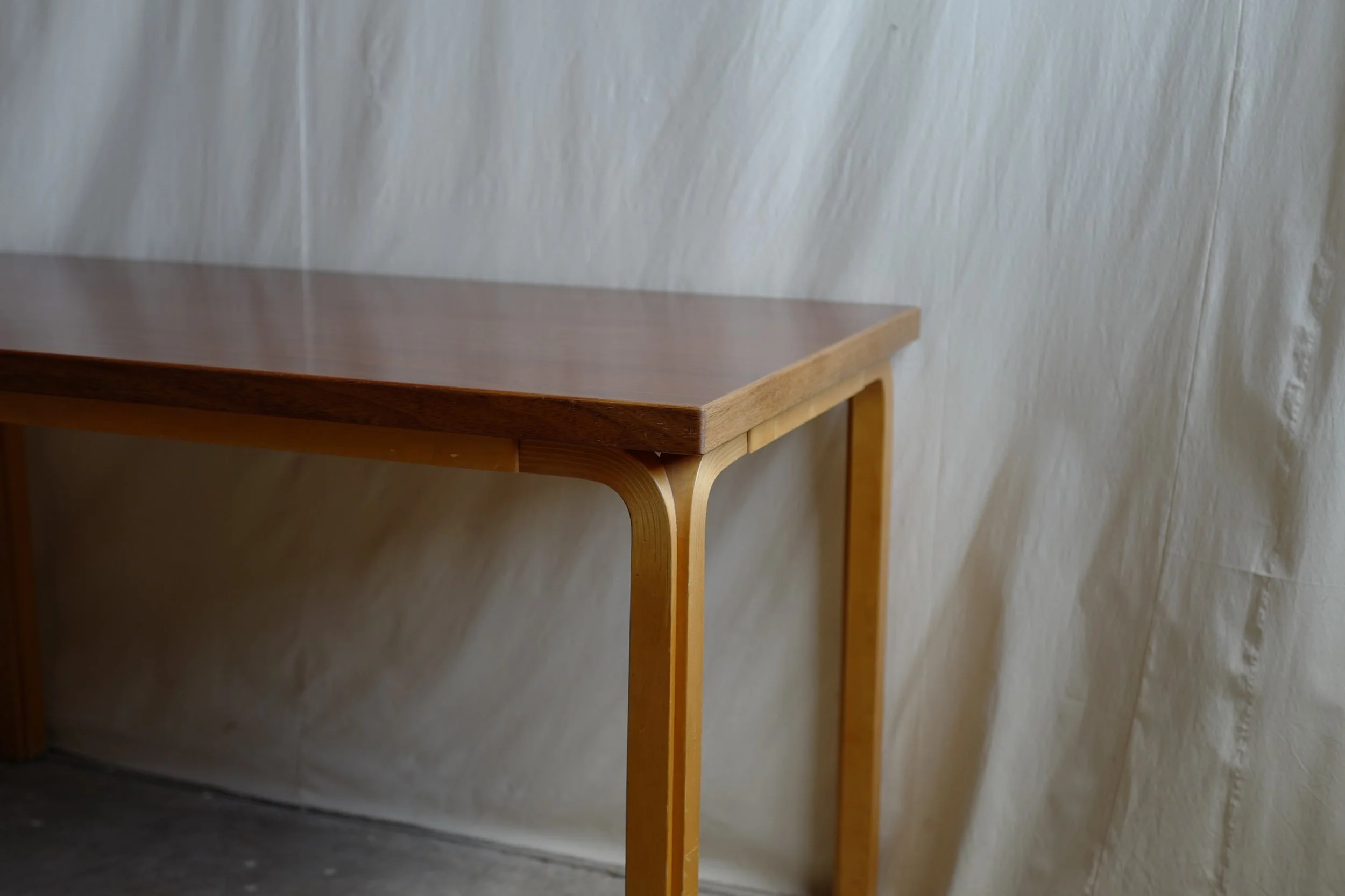 alvar aalto 1950's Y89 mahogany top