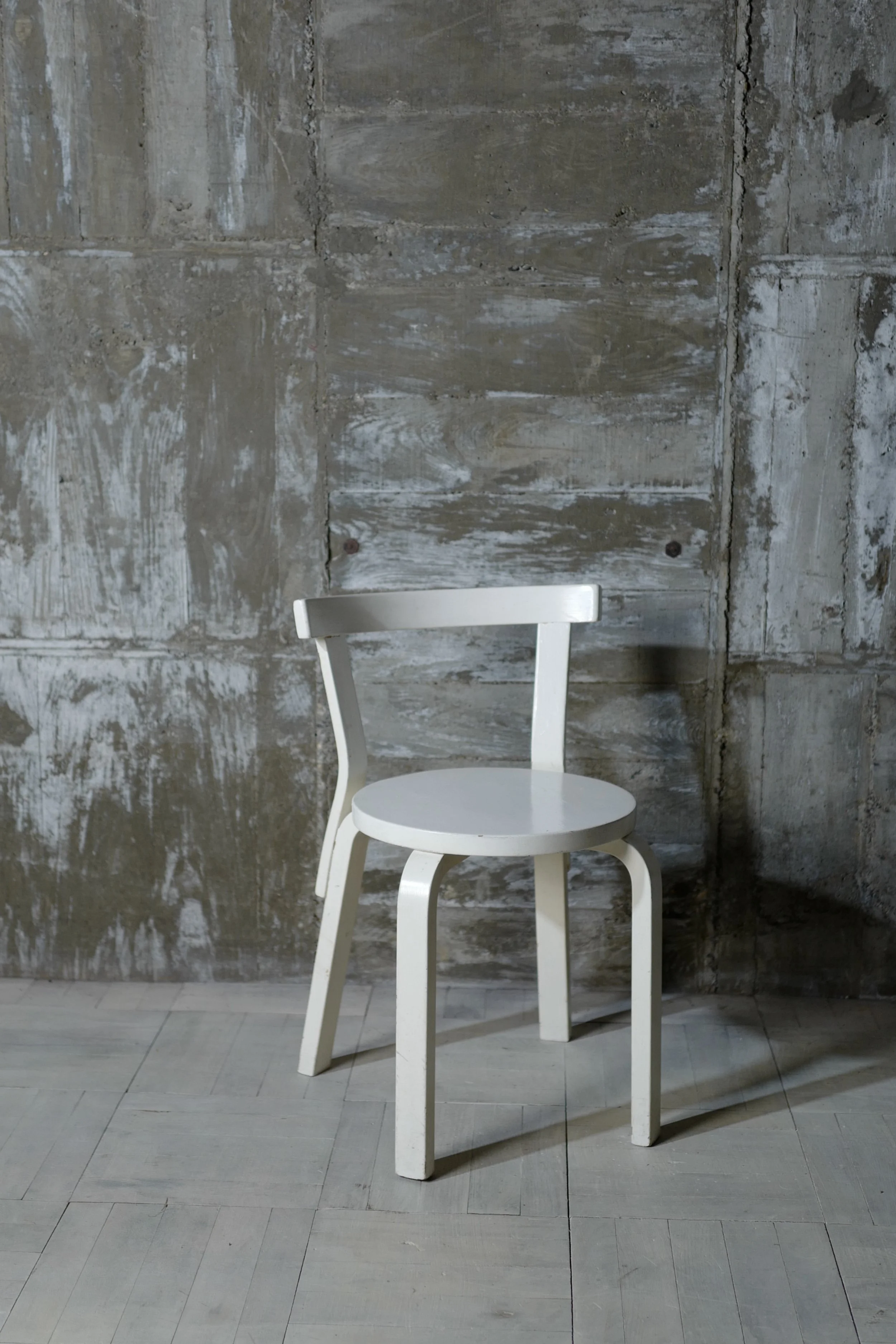 alvar aalto chair 68 white paint