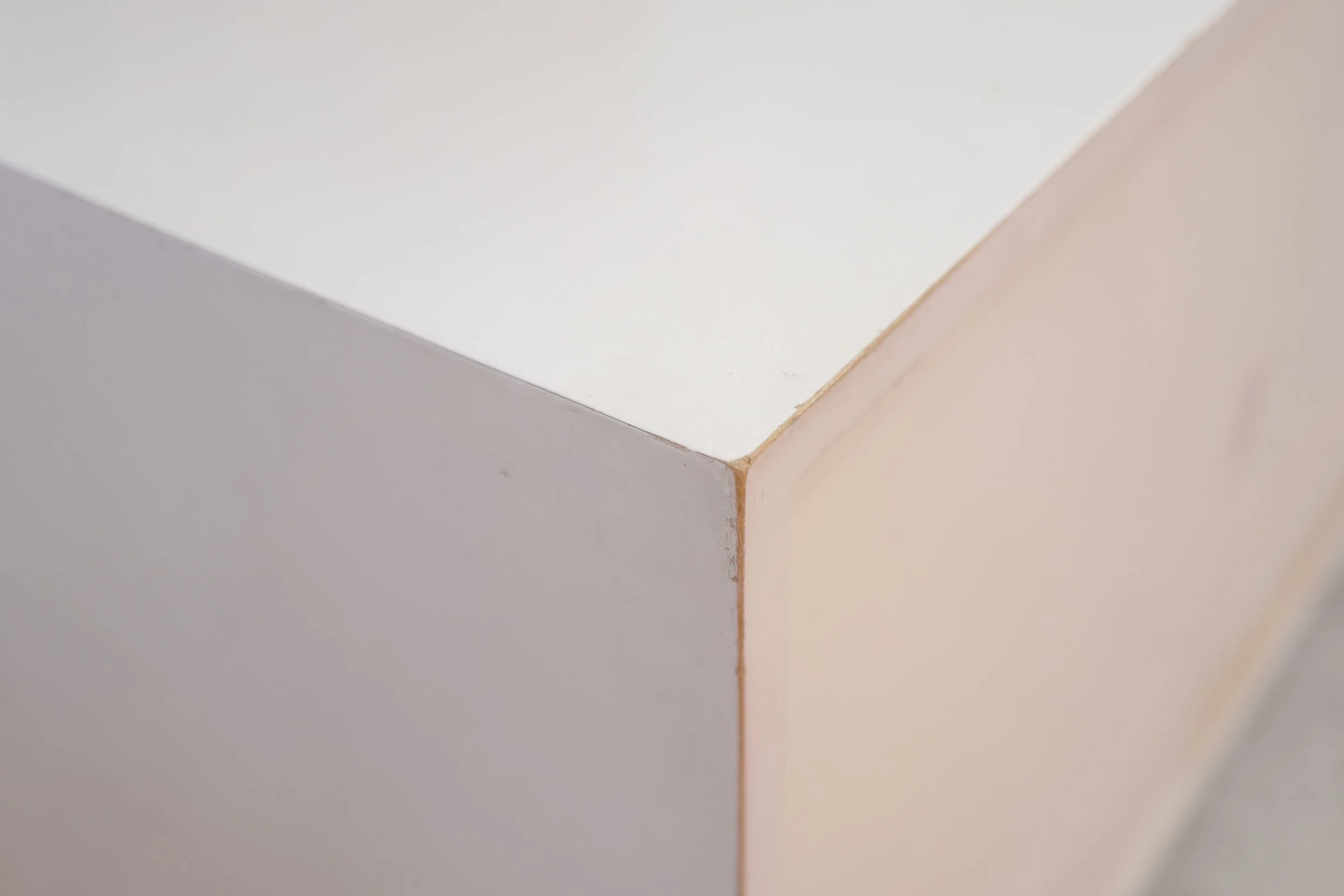 キャビネット217