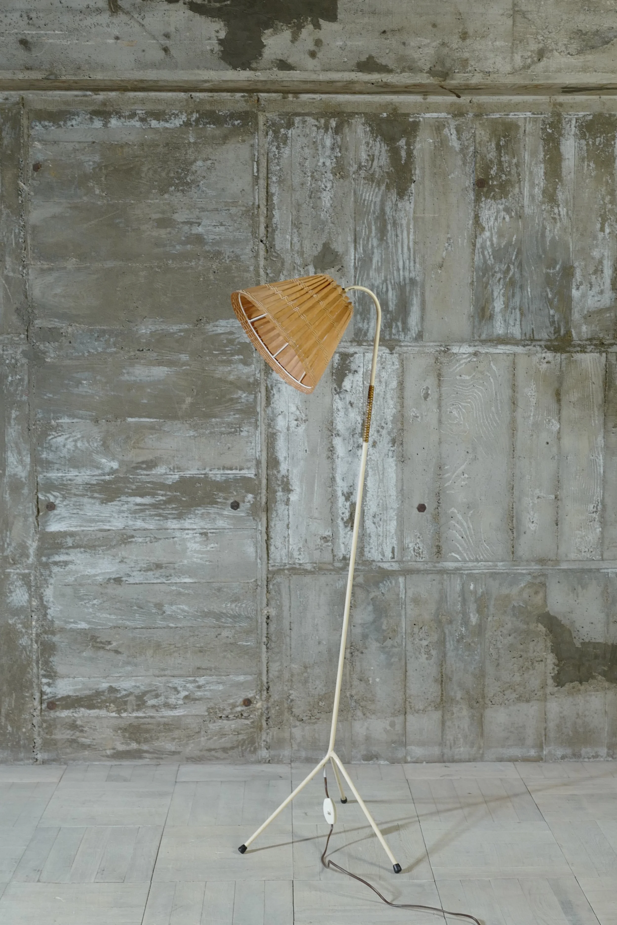 木製シェード　ラタン　ヴィンテージ　ビンテージ　照明