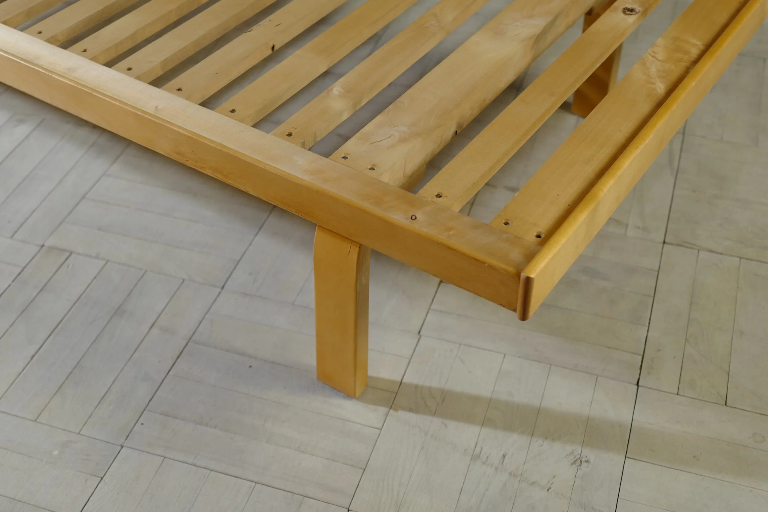 アルヴァ　アアルト　デイベッド　７１０