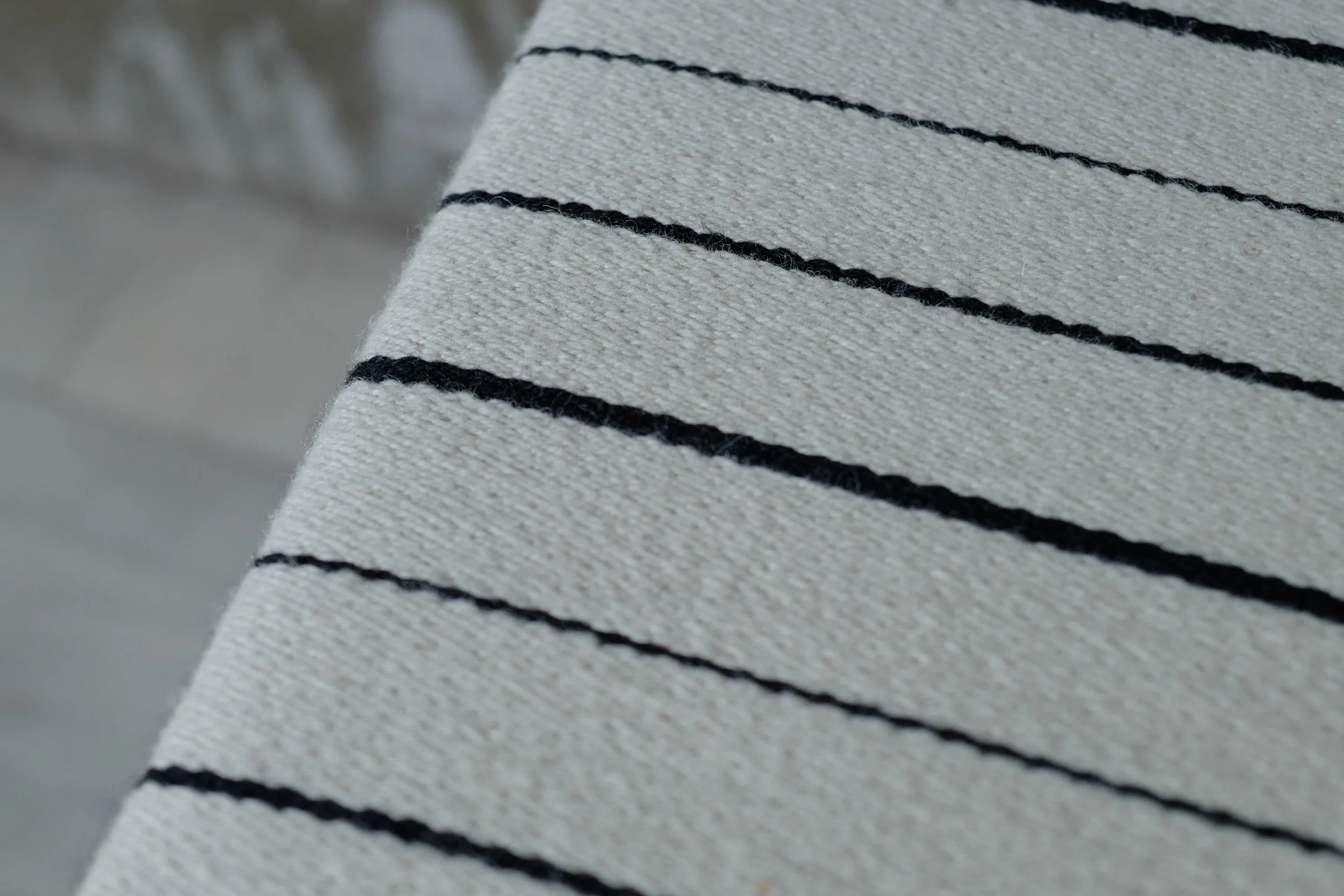 alvaaalto bench war time leg