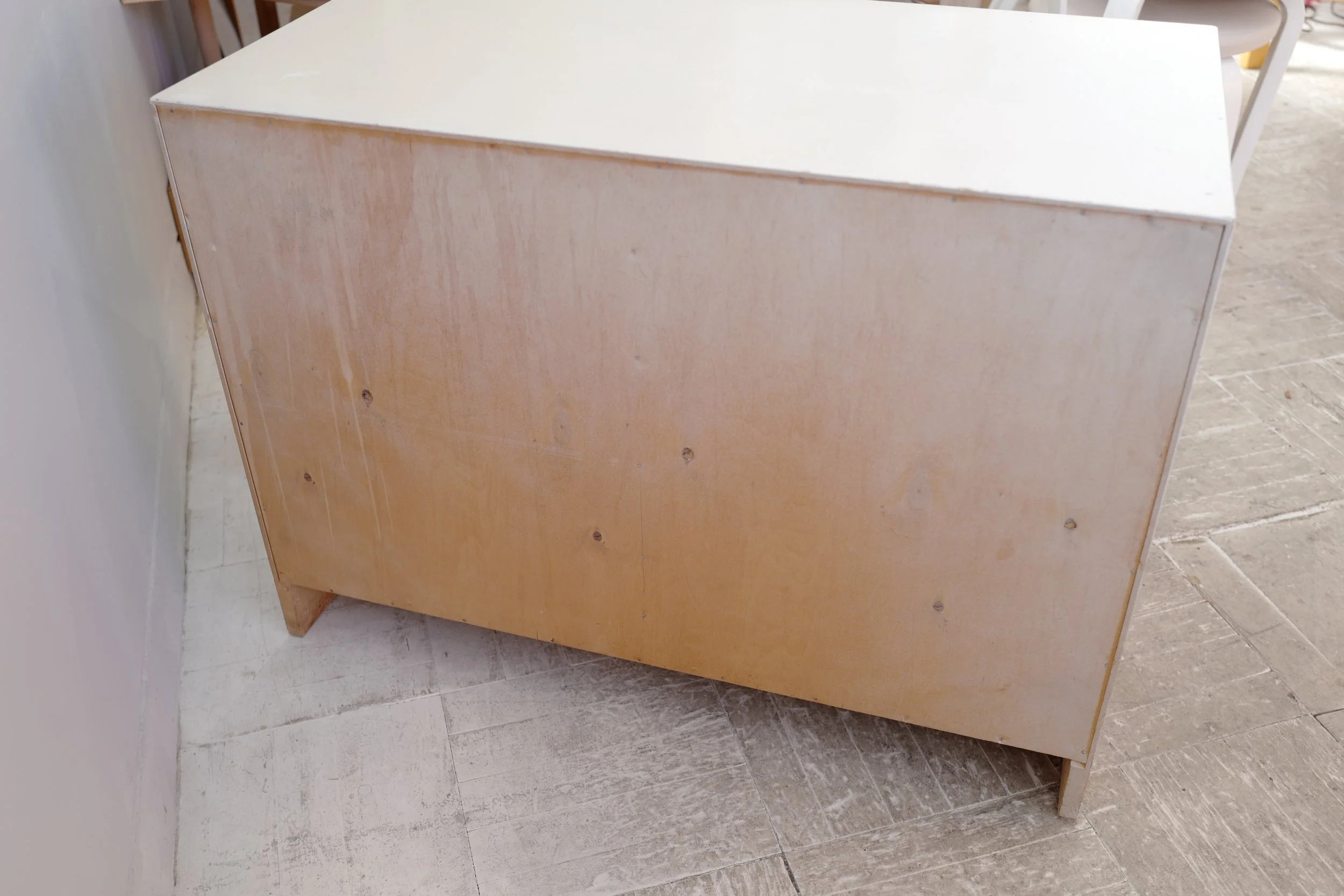 altek Alvar Aalto cabinet 217