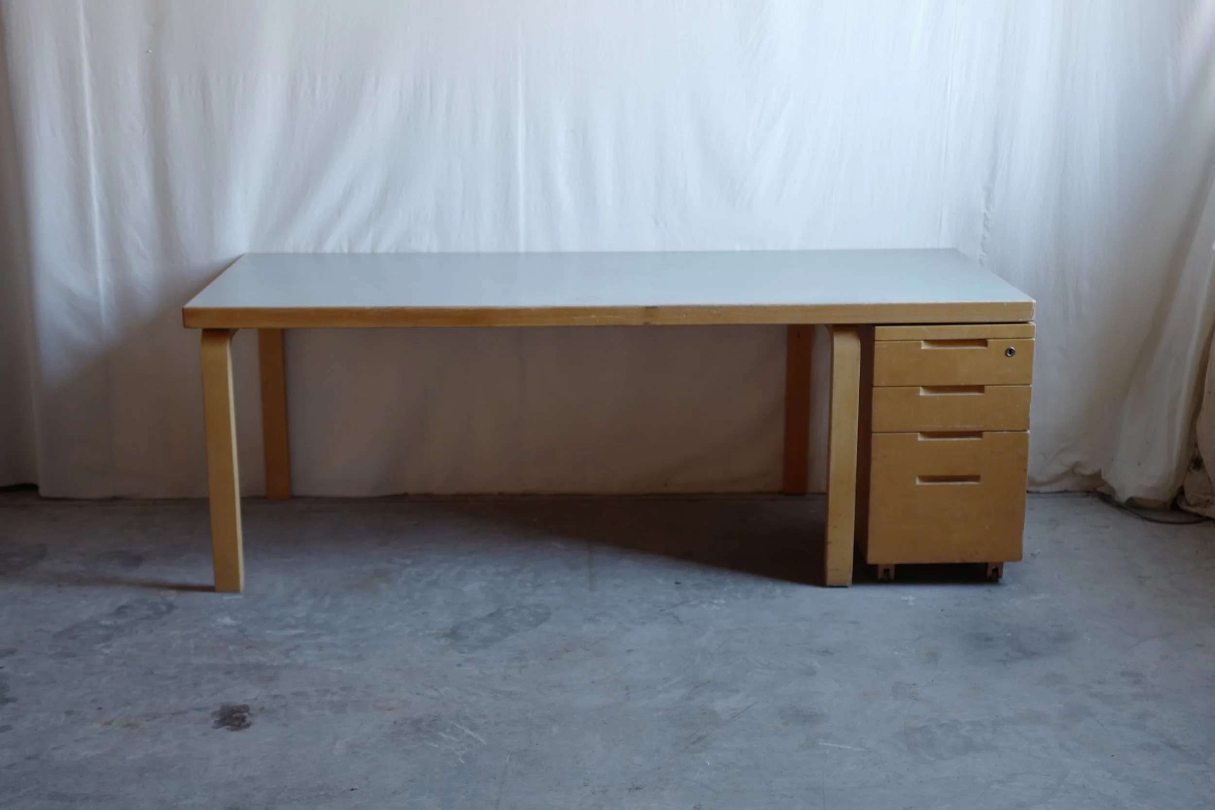 アアルト　テーブル