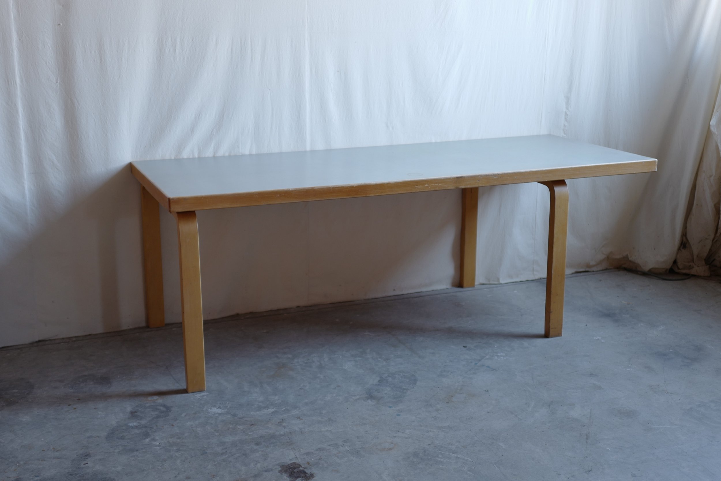 アアルト　テーブル