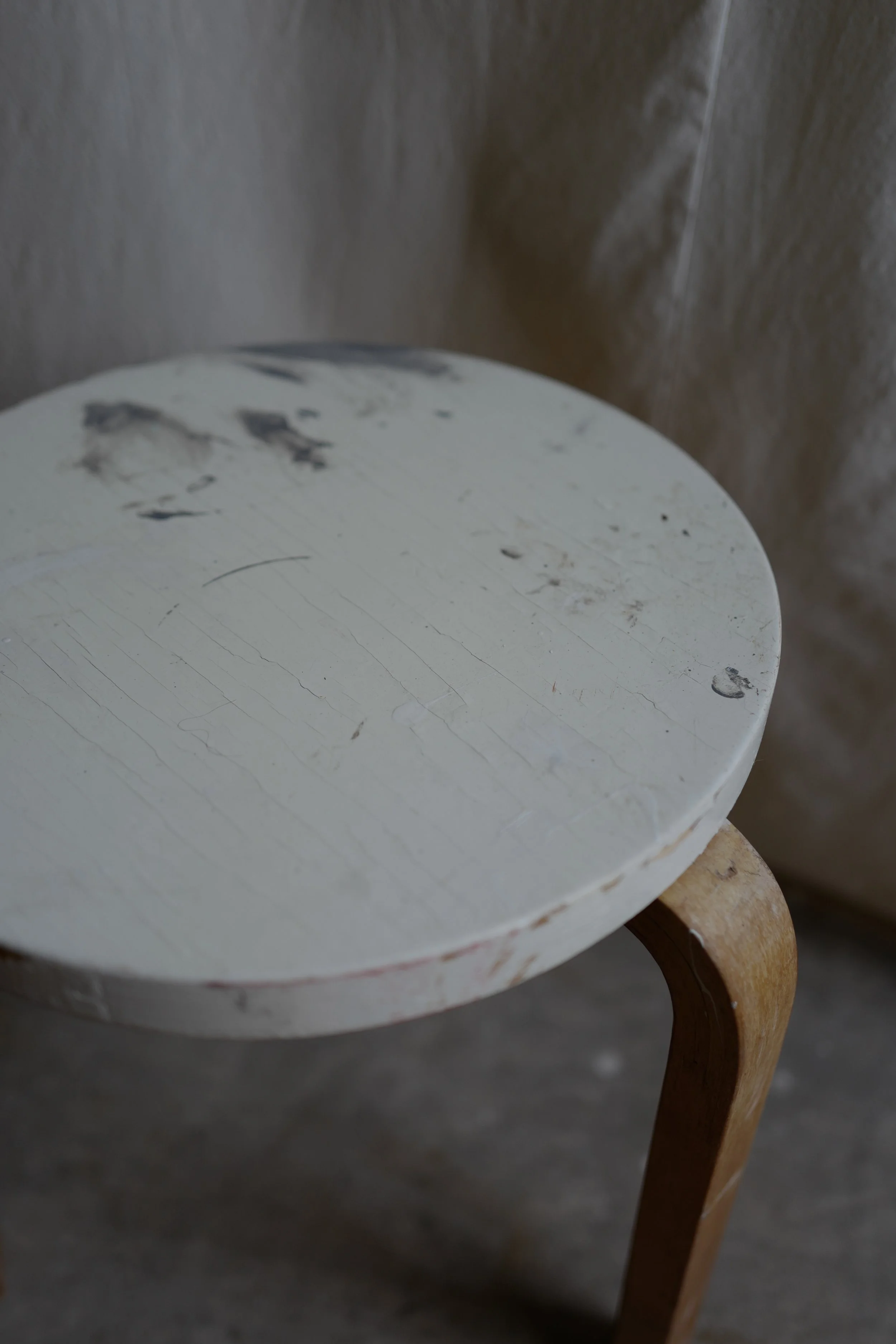 alvar aalto stool60 50's painted white
