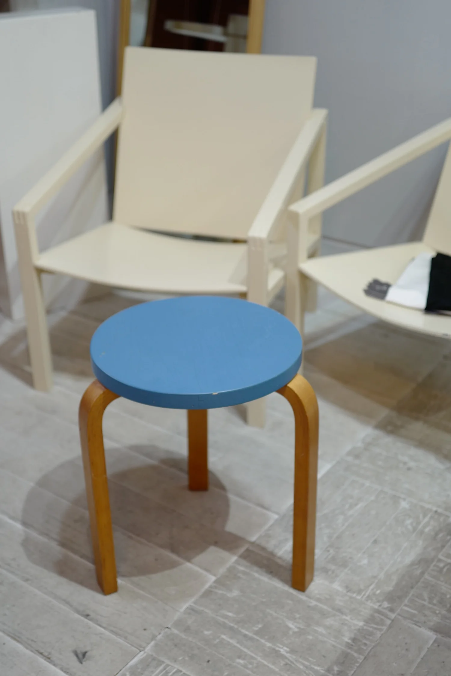 alvar aalto stool60 50's painted white, light blue — Ph.D.