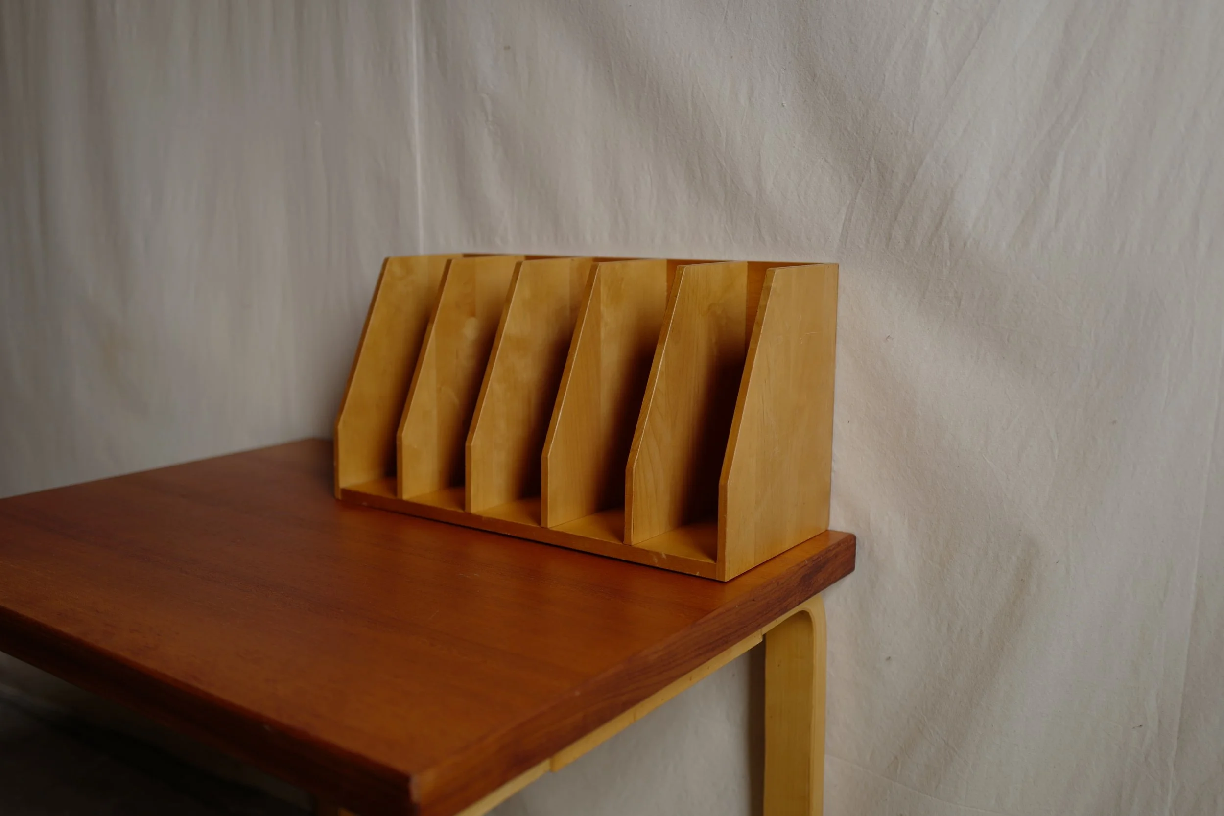 アイノ　アアルト　ブックケース