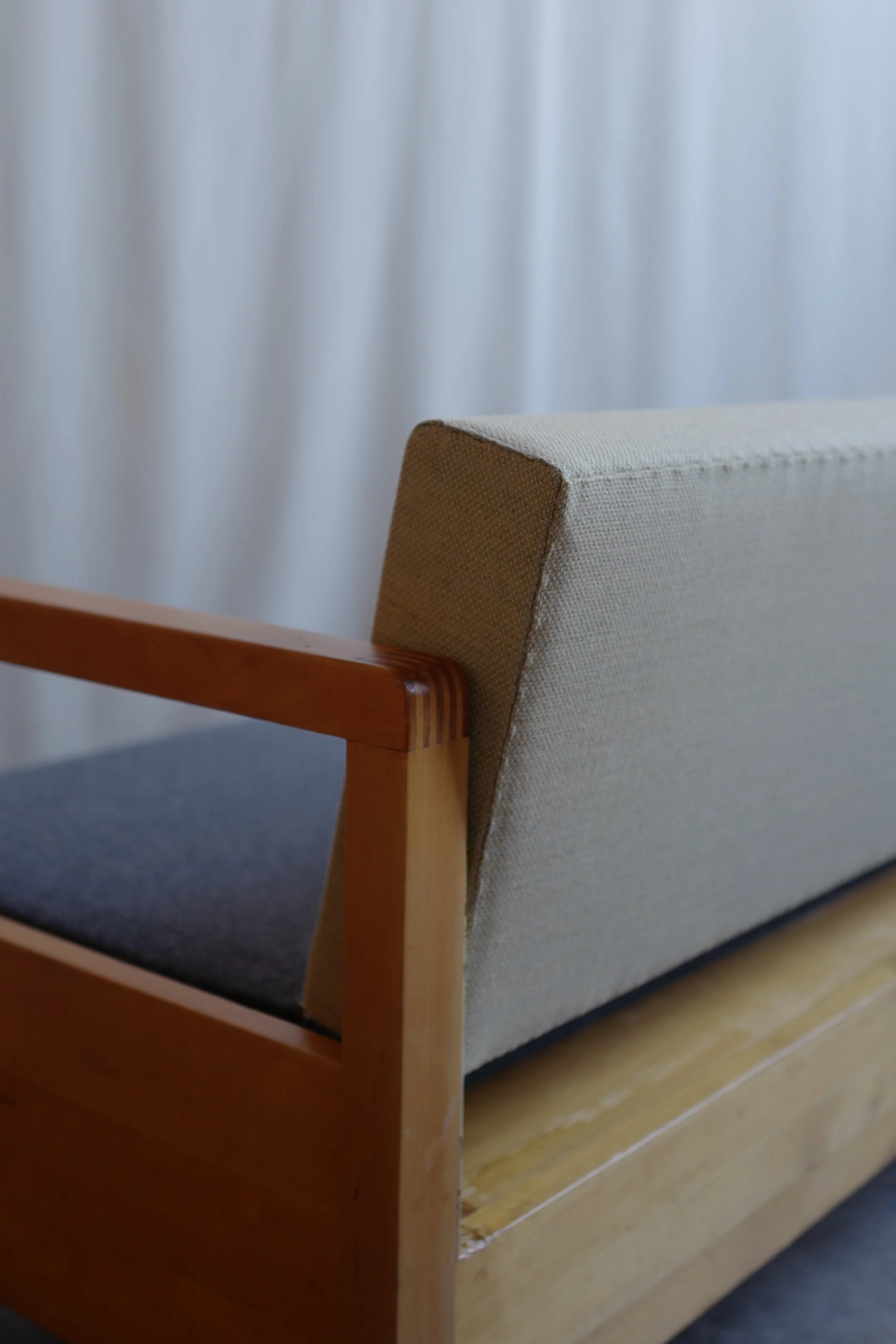 Aino Aalto daybed