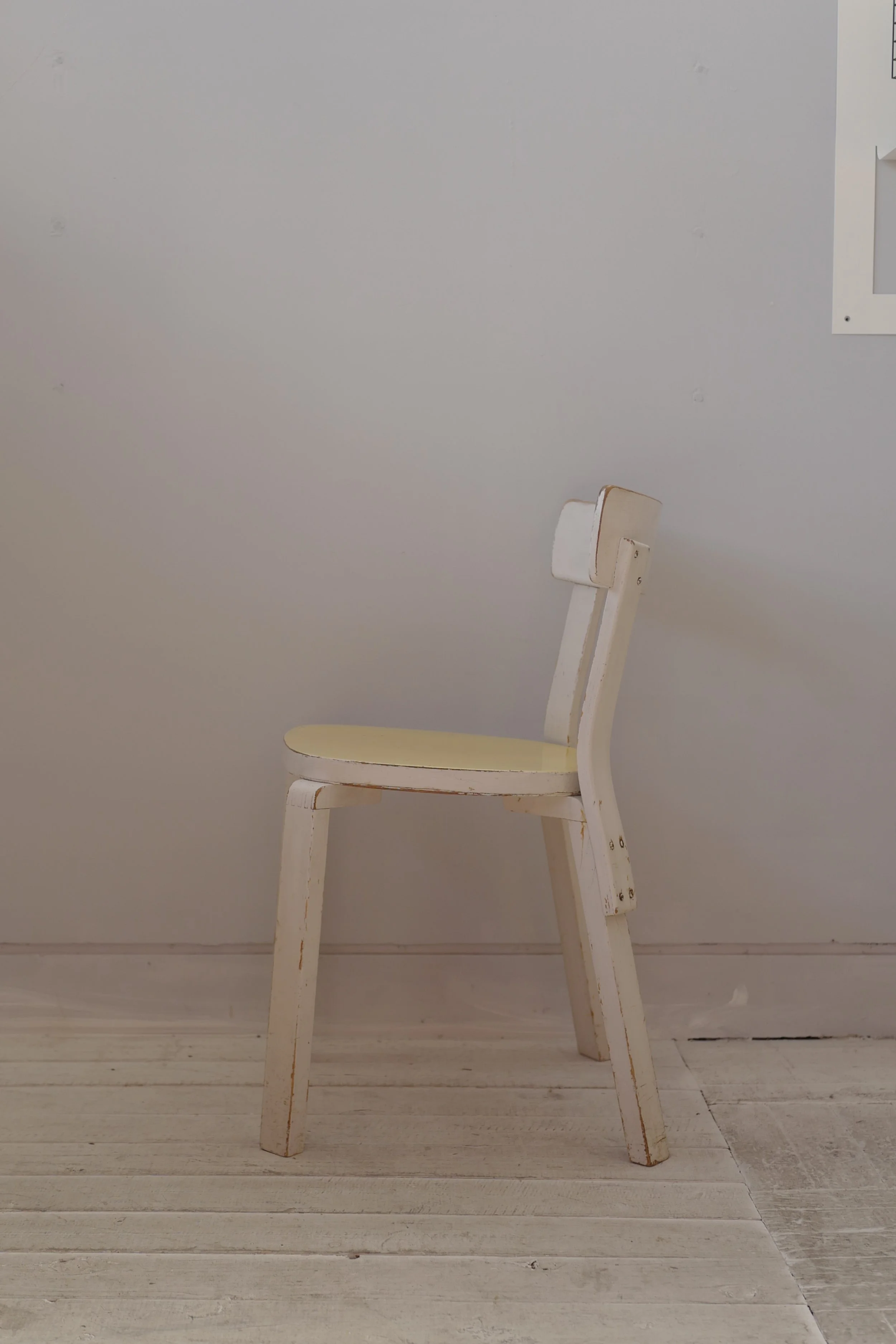 チェア６９ war leg ペイント