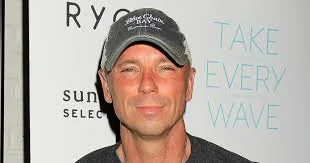 Kenny Chesney Will Donate All Proceeds from His New Album to Virgin Island Relief Fund