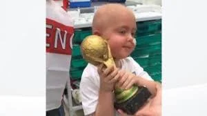 Harry Kane Helps Five-Year-Old Boy Celebrate End of Brain Cancer Treatment