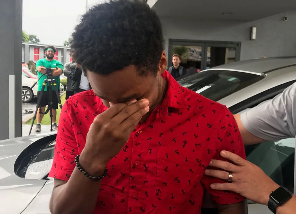 Birmingham College Student Walked 20 miles to 1st Day of Work So His Boss Gave Him His Car