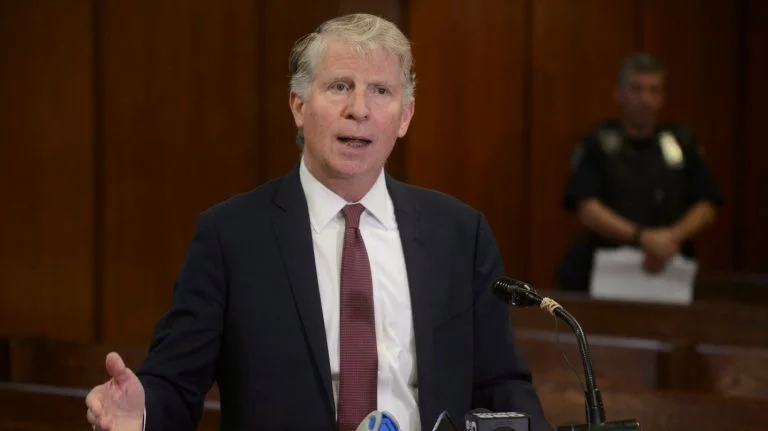 Over 3,000 Marijuana Cases Dismissed by Manhattan DA