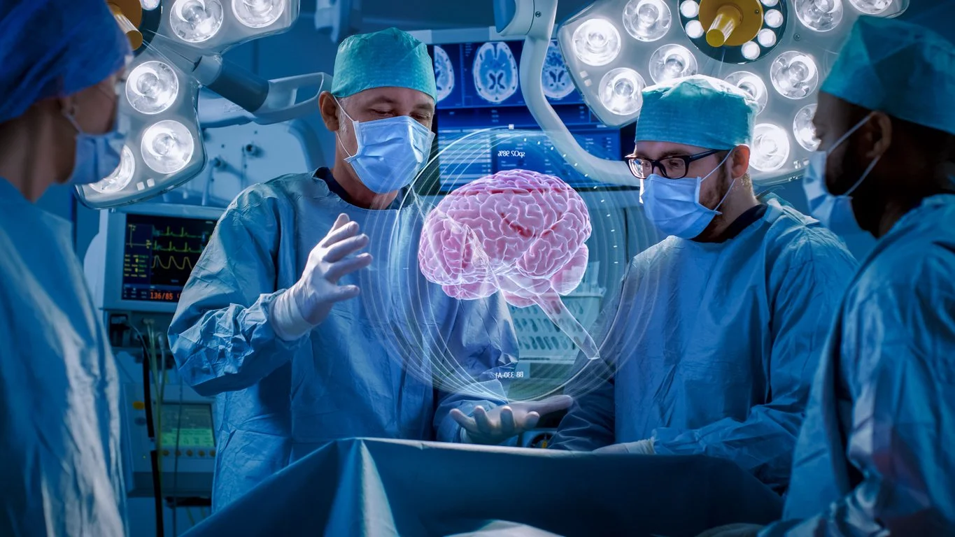 How Augmented Reality in the Operating Room is Improving Surgeries