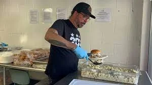 Dave Grohl Spends 24 Hours Feeding Homeless Super Bowl Sunday