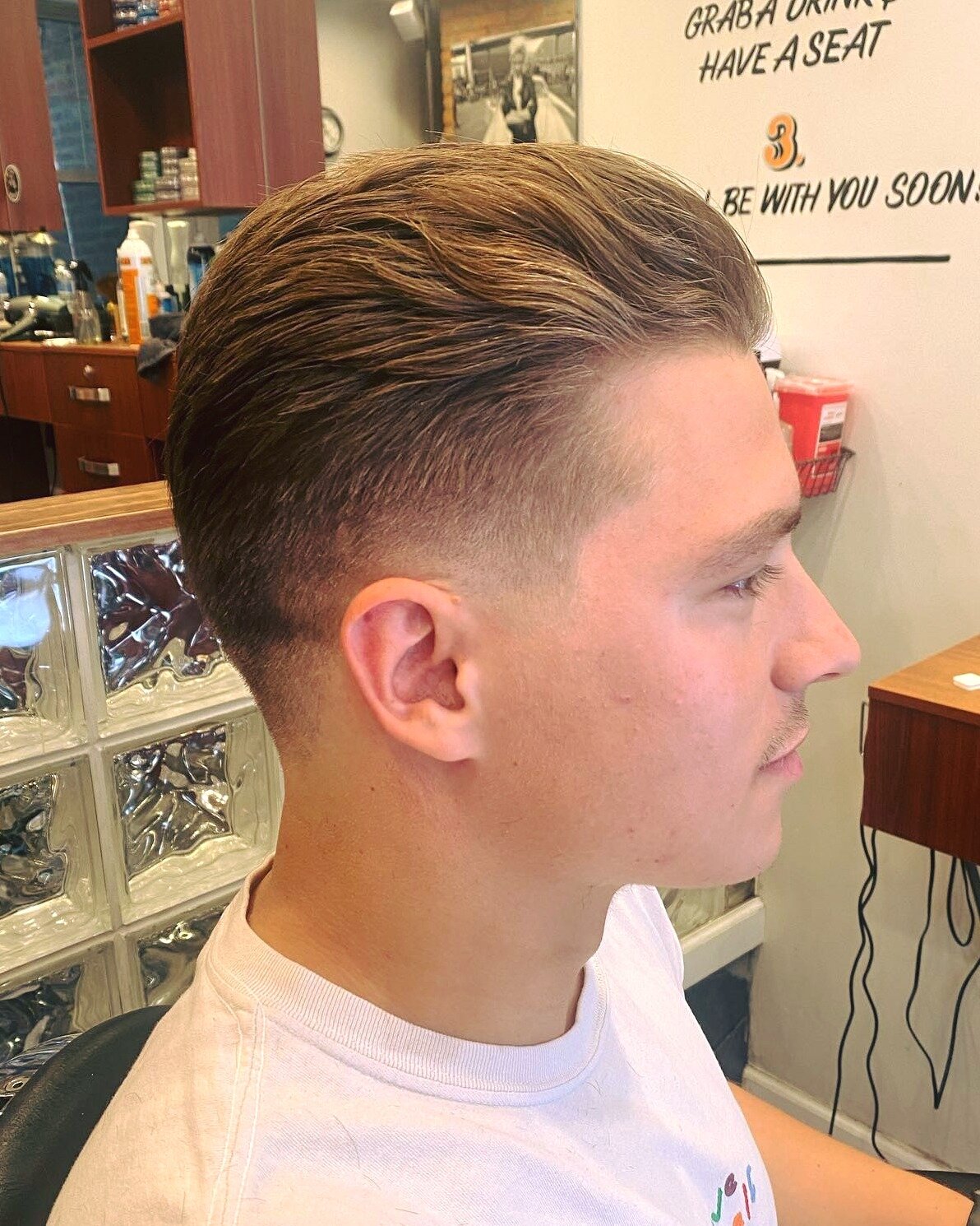 A nice + clean haircut by @hairby.marissaa 

#rittenhousesquare #phillybarber #menshaircut #phillybarbershop