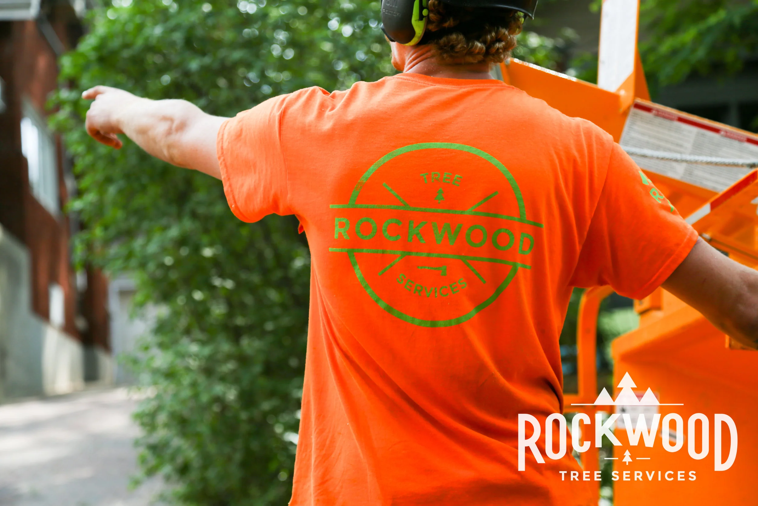 Skilled, professional, and courteous The great Rockwood crew recently removed a huge dead ash tree from our backyard, as well as a large over-hanging branch from a neighbour’s tree. The work was done quickly and the clean-up job was terrific. We would highly recommend them and will definitely hire them again in future! - Vladimir K. 12/12/2016