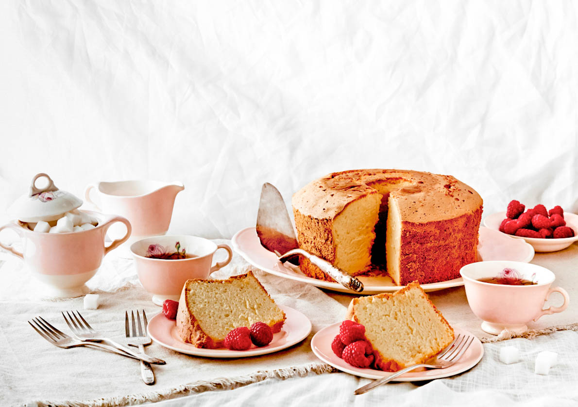 sponge-cake-tea-food-photography.jpg