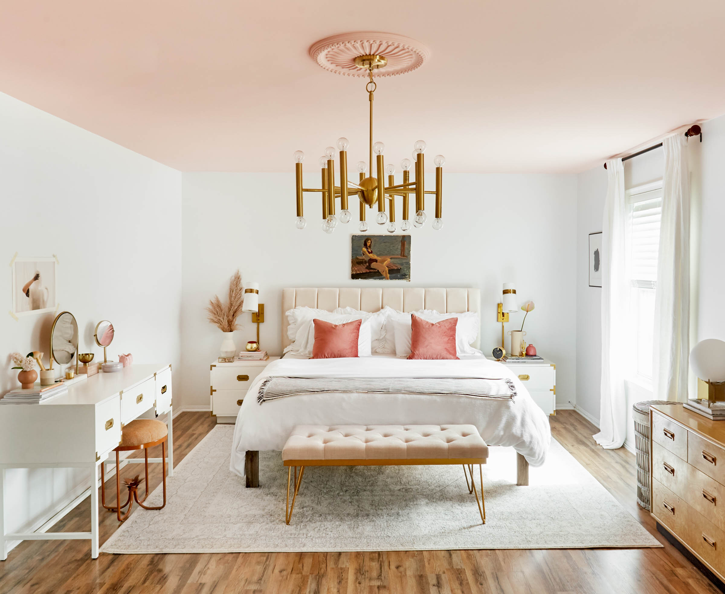 pink-ceiling-master-bedroom-bohemian-design-1.jpg