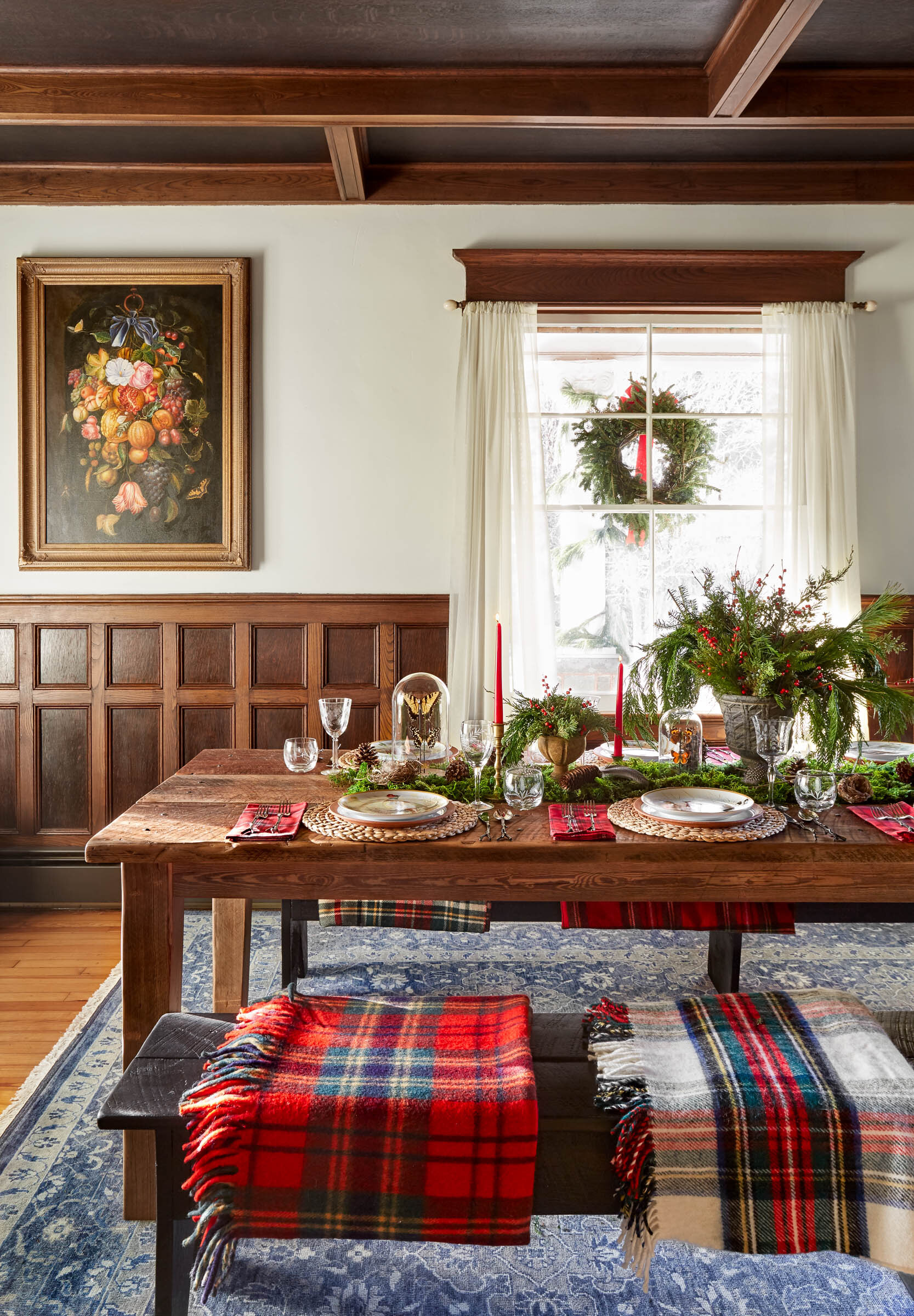 upstate-new-york-farmhouse-living-room-holiday-decorating-3.jpg