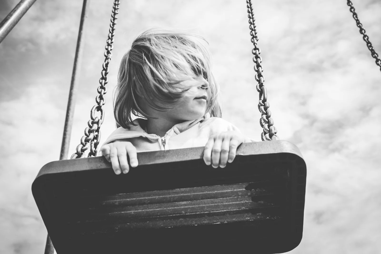 WHY ARE MY PHOTOS BLURRY? (UNDERSTANDING SHUTTER SPEED)