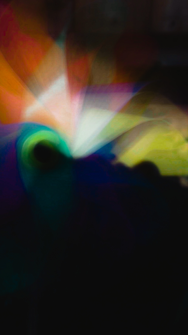 8 WAYS TO TAKE MORE EXPRESSIVE AND CREATIVE IPHONE PHOTOS
