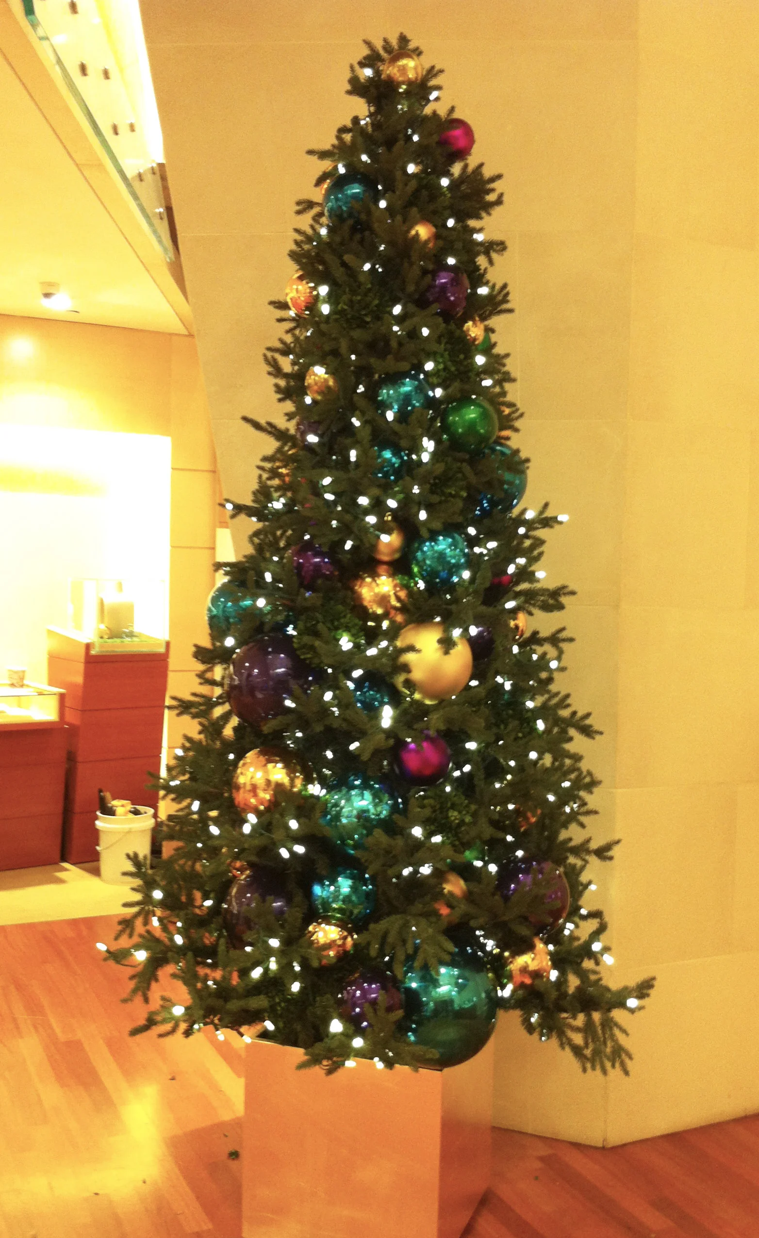 BULGARI: "GEMSTONE" HOLIDAY, NYC