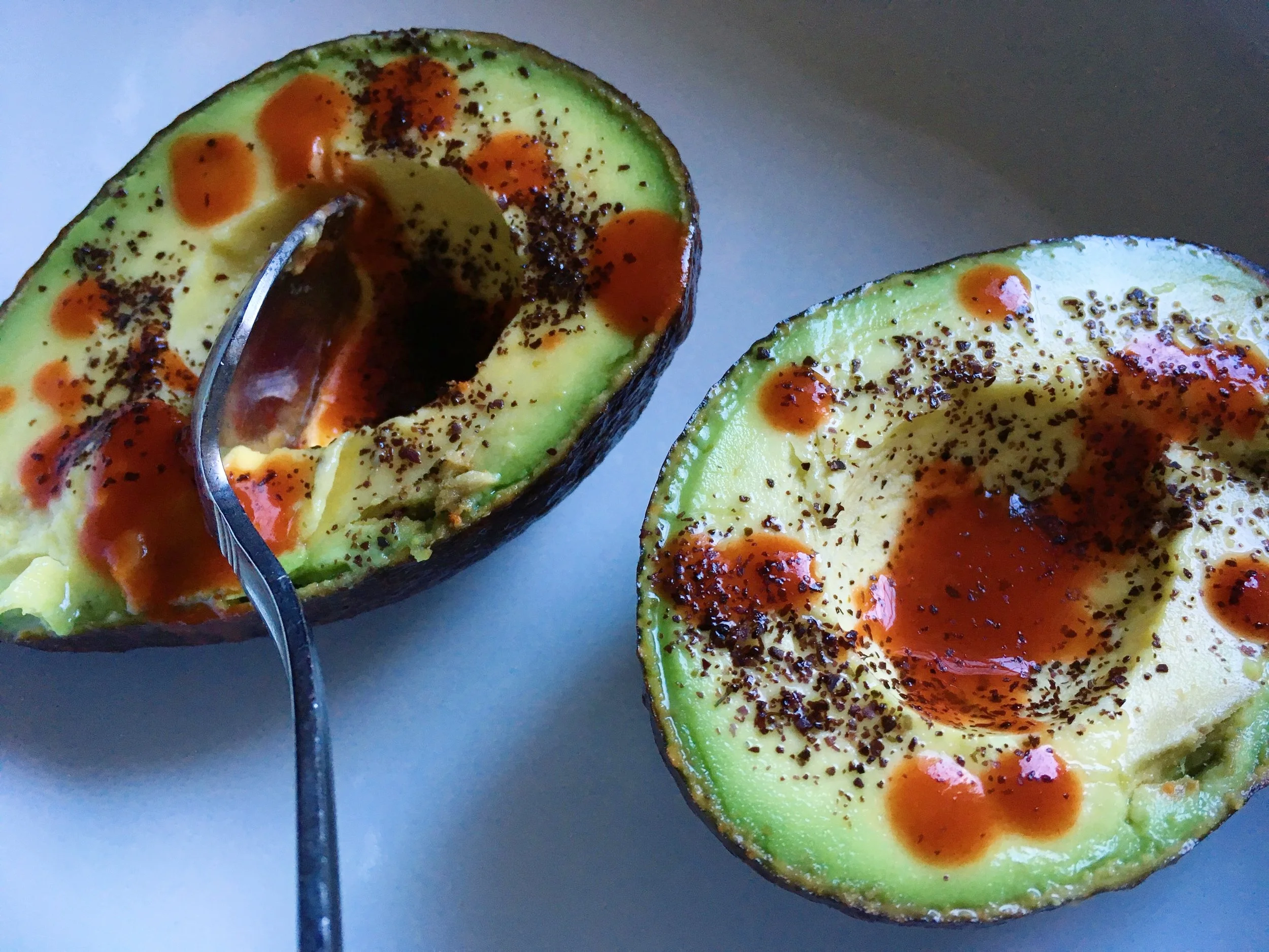 Avo Bliss: The Vegan Midday Snack That Always Wins [Recipe Included]