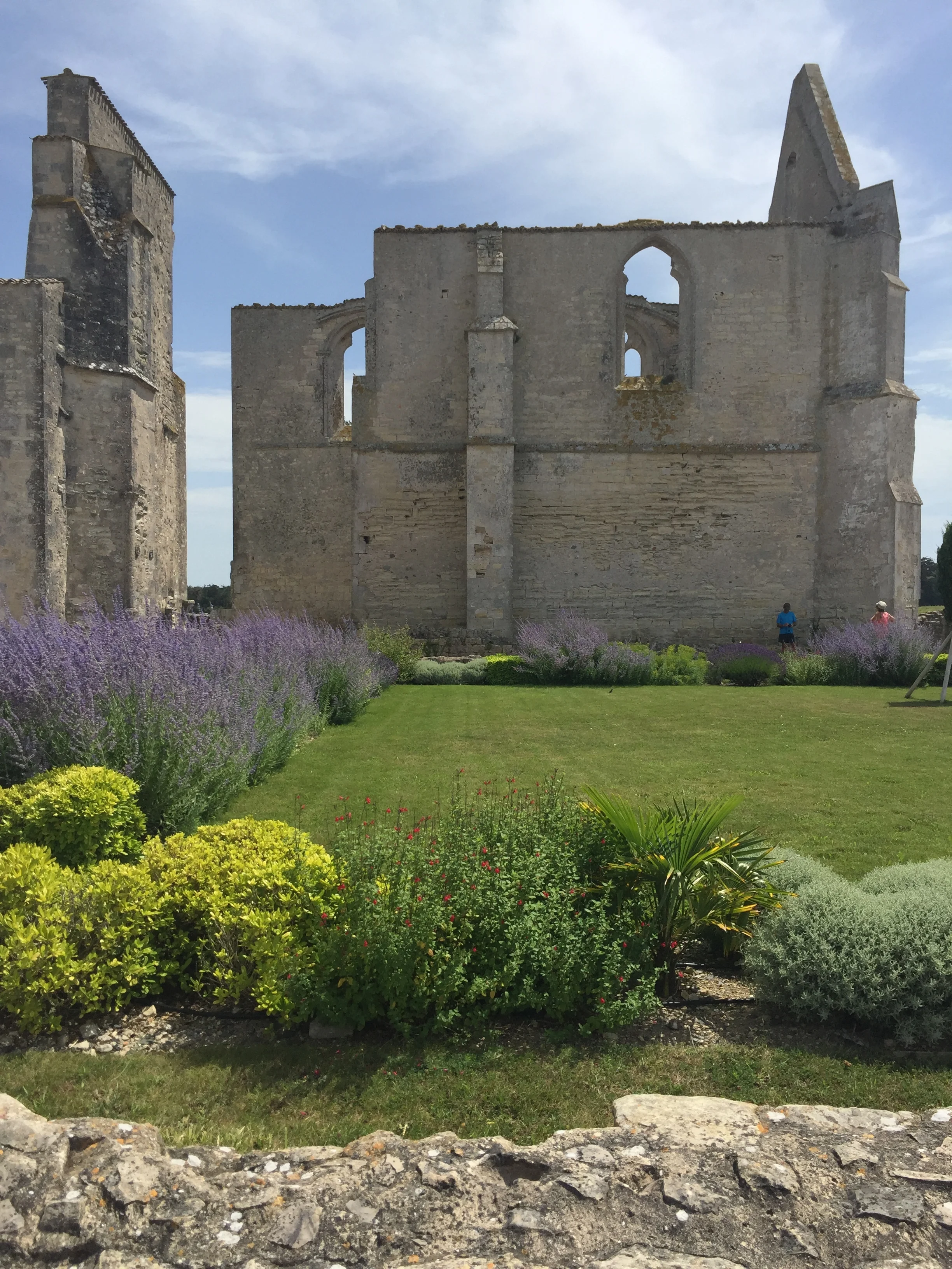  Cistercian Abbaye des Châteliers 