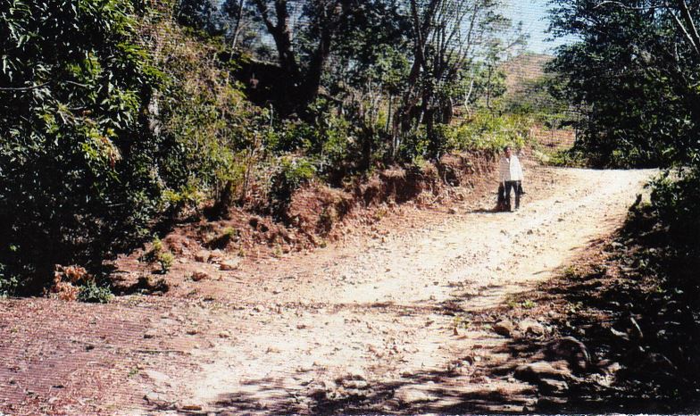 Road building - El Salvador.JPG