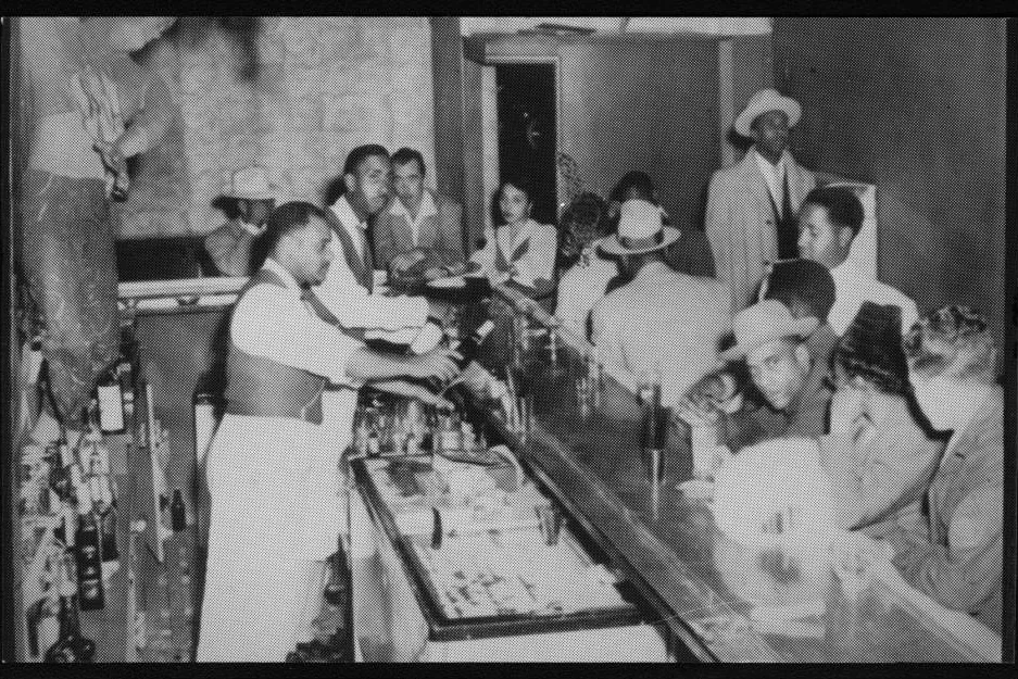 Bar at the Club Alabam. Photo via USC Digital Library (c. 1941-1945)