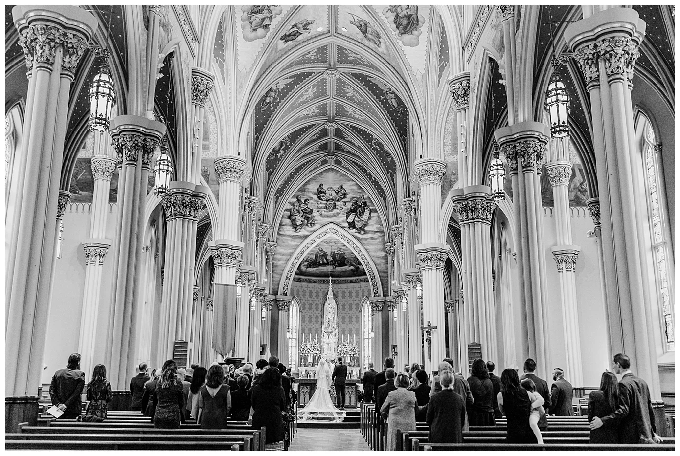 WeddingNotreDameBasilicaoftheSacredHeartKellyRussoPhoto_0128.jpg