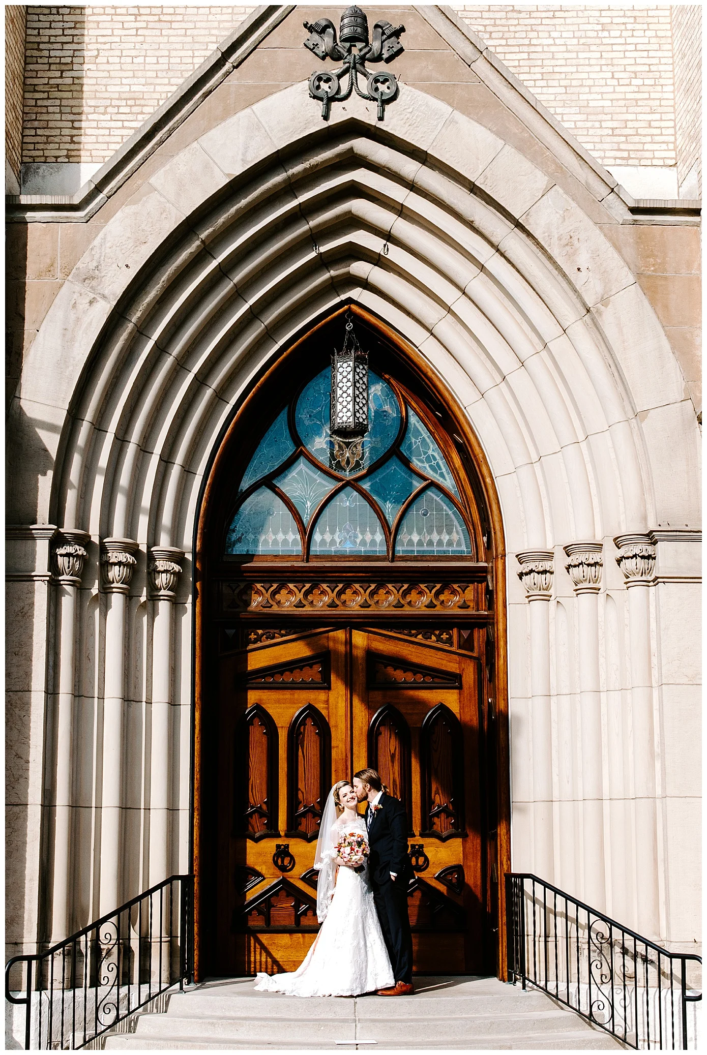 WeddingNotreDameBasilicaoftheSacredHeartKellyRussoPhoto_0145.jpg